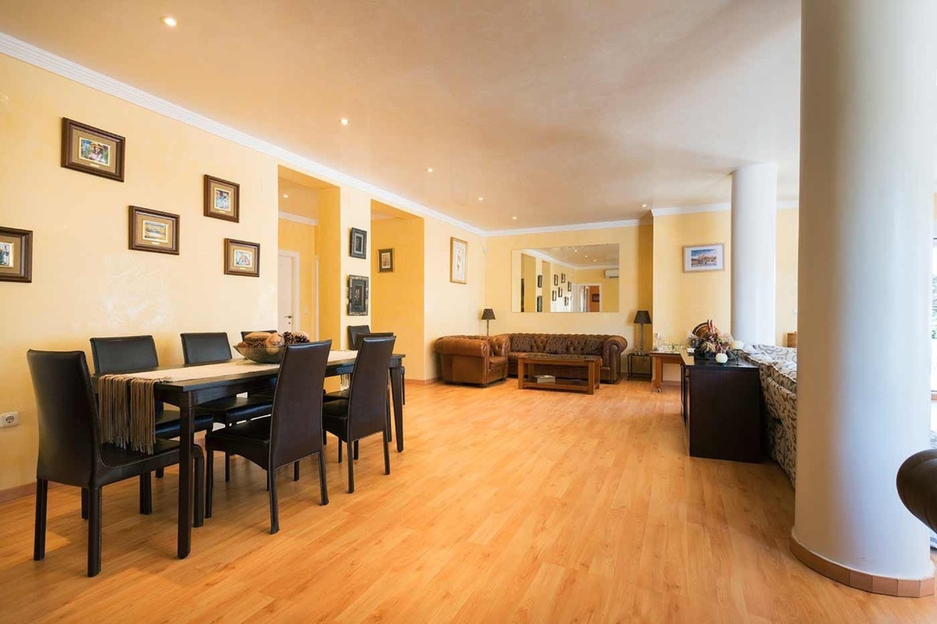 Wiederverkauf - Villa -
Orihuela Costa - Costa Blanca