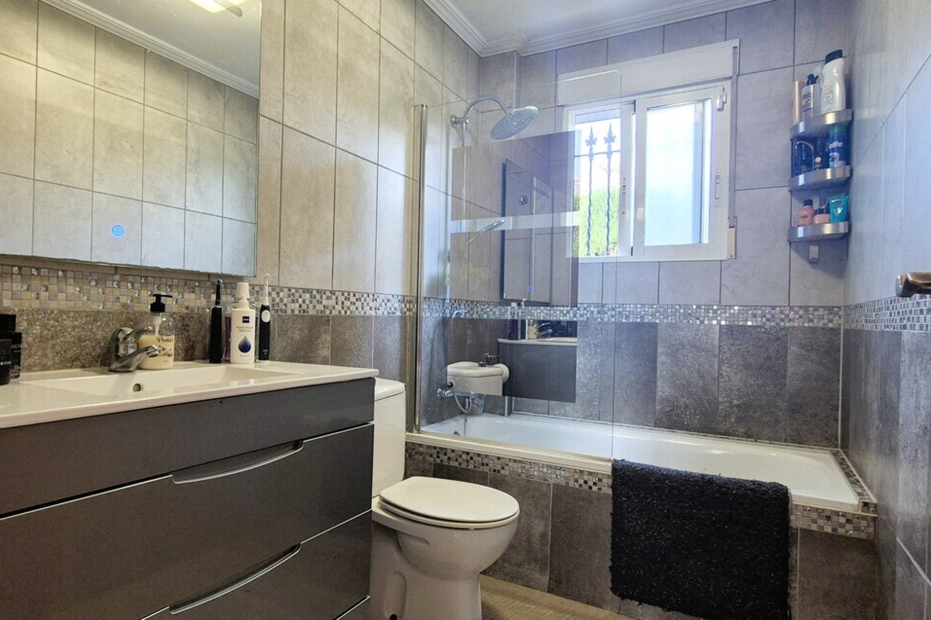 Wiederverkauf - Villa -
Orihuela Costa - Costa Blanca