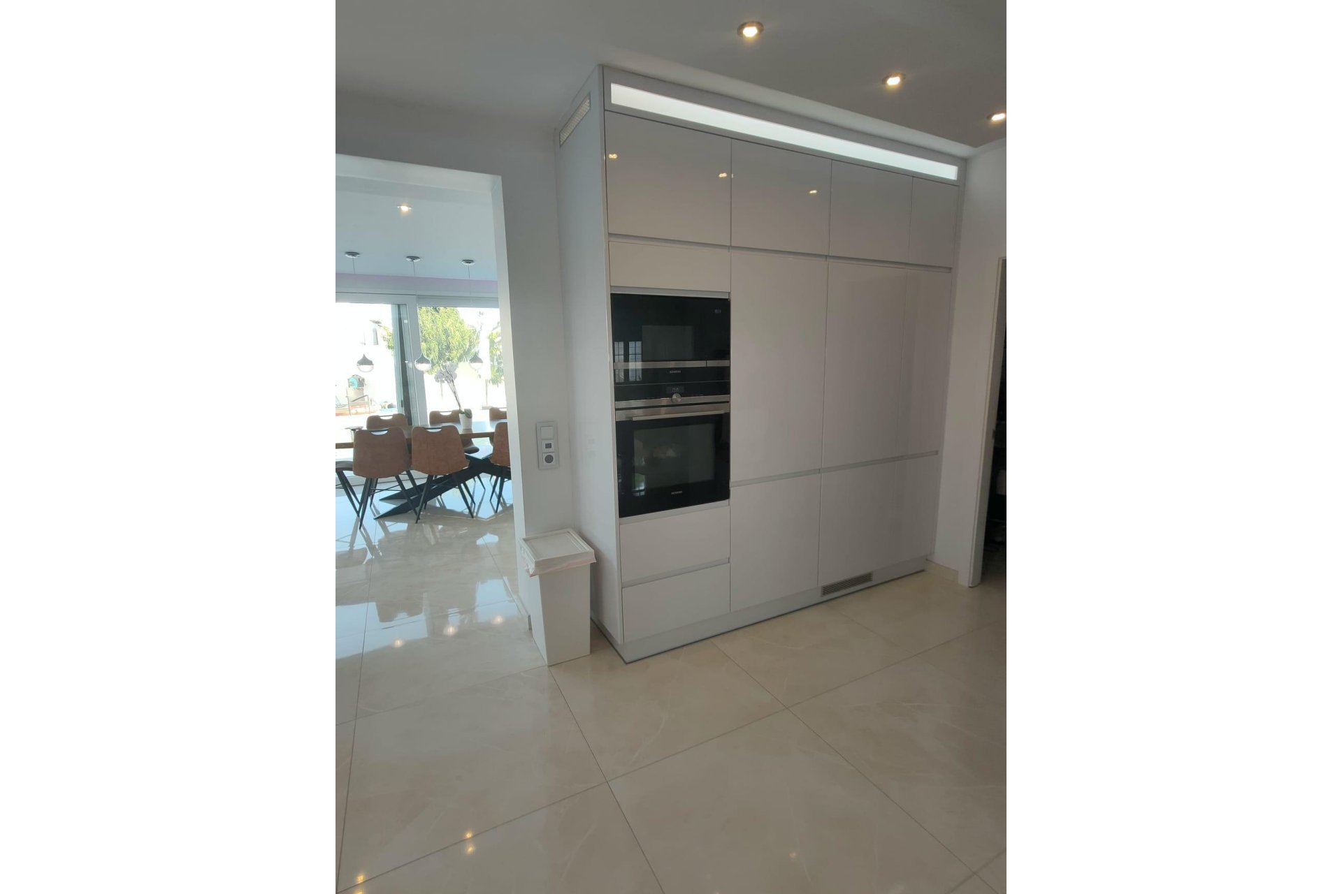 Wiederverkauf - Villa -
Orihuela Costa - La Zenia