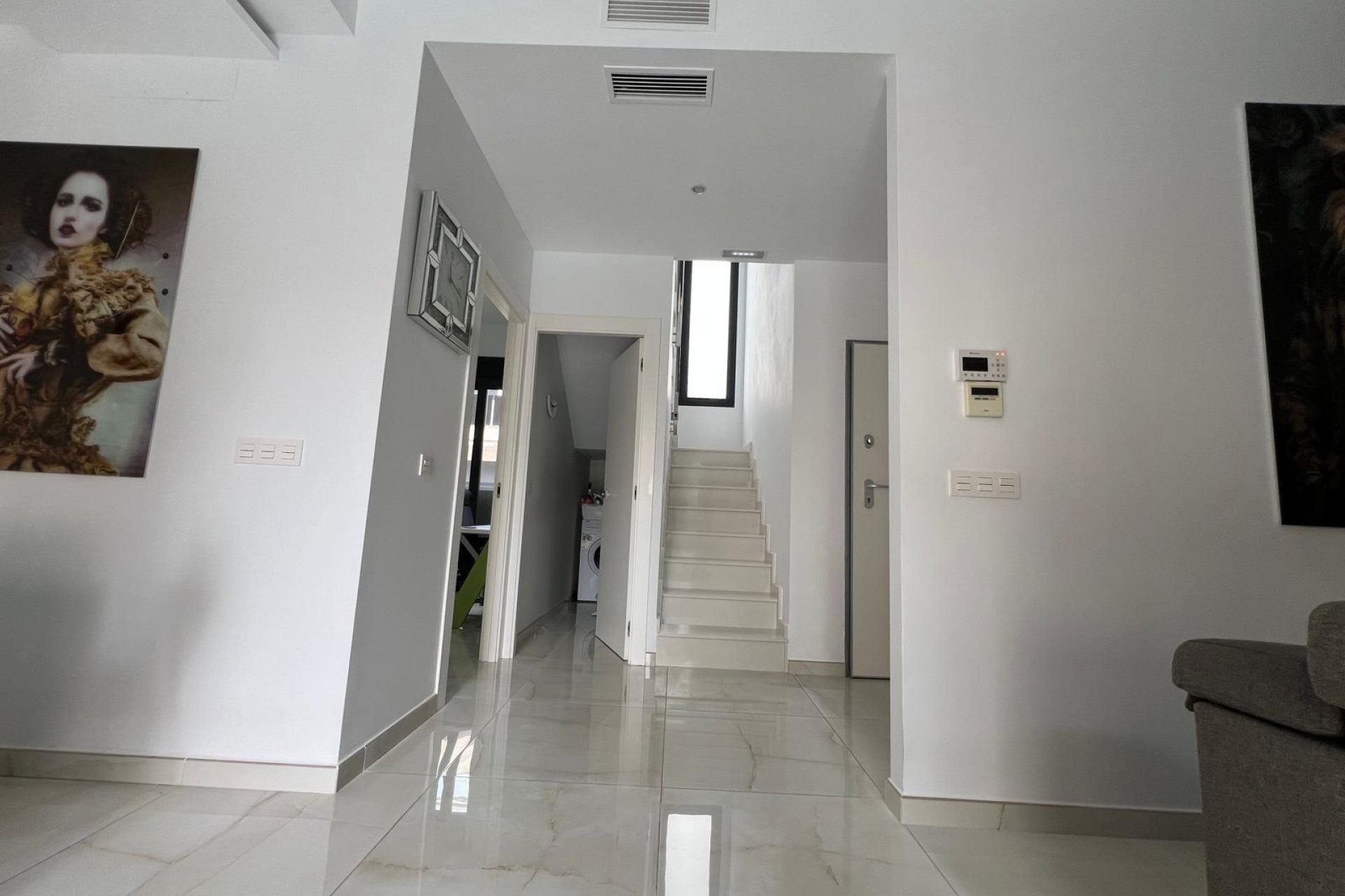 Wiederverkauf - Villa -
Orihuela Costa - Lomas de Cabo Roig
