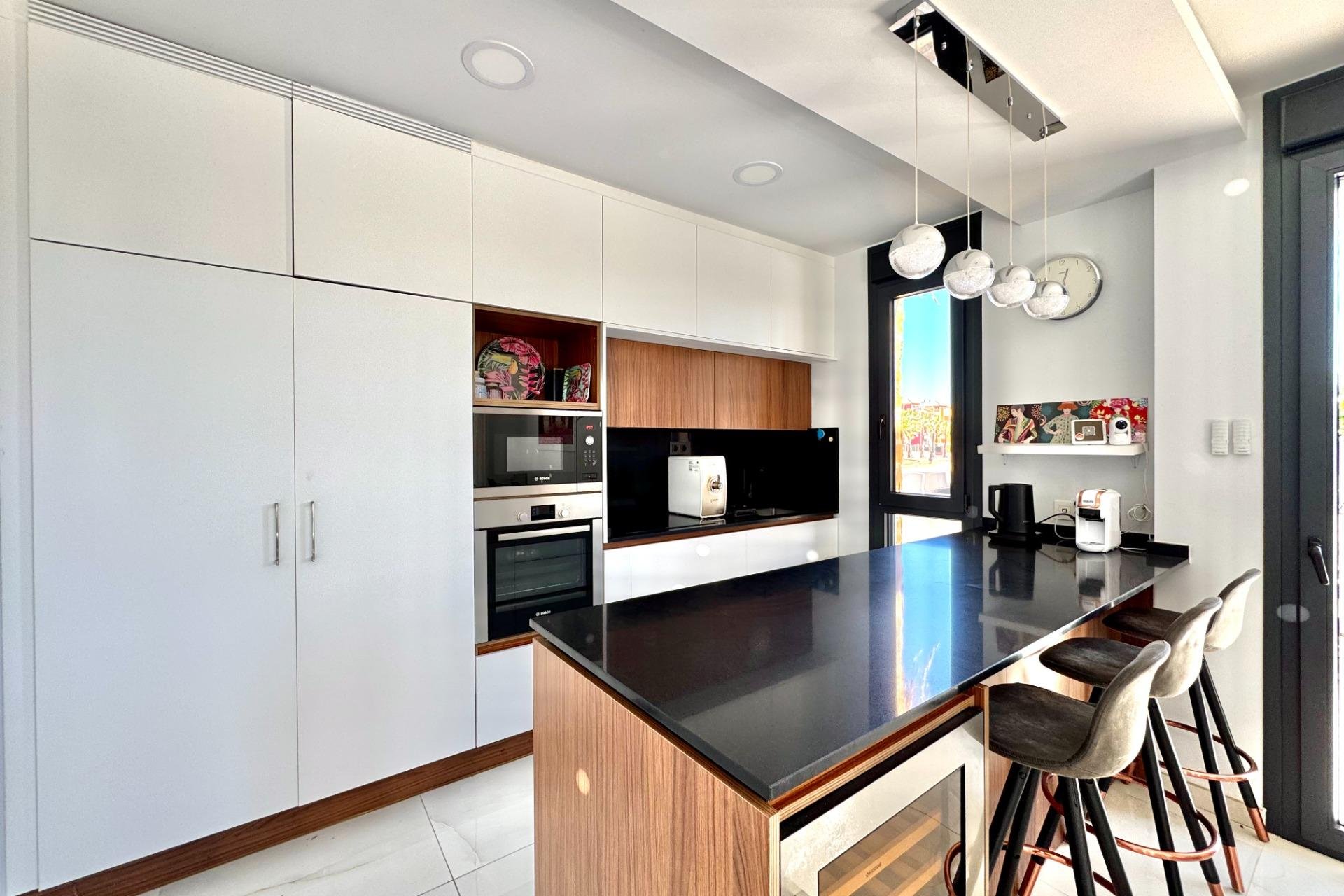 Wiederverkauf - Villa -
Orihuela Costa - Lomas de Cabo Roig