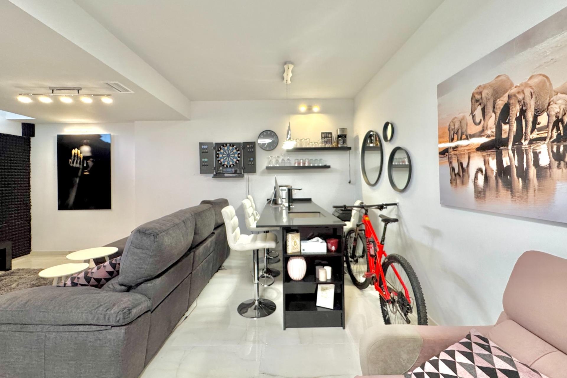 Wiederverkauf - Villa -
Orihuela Costa - Lomas de Cabo Roig