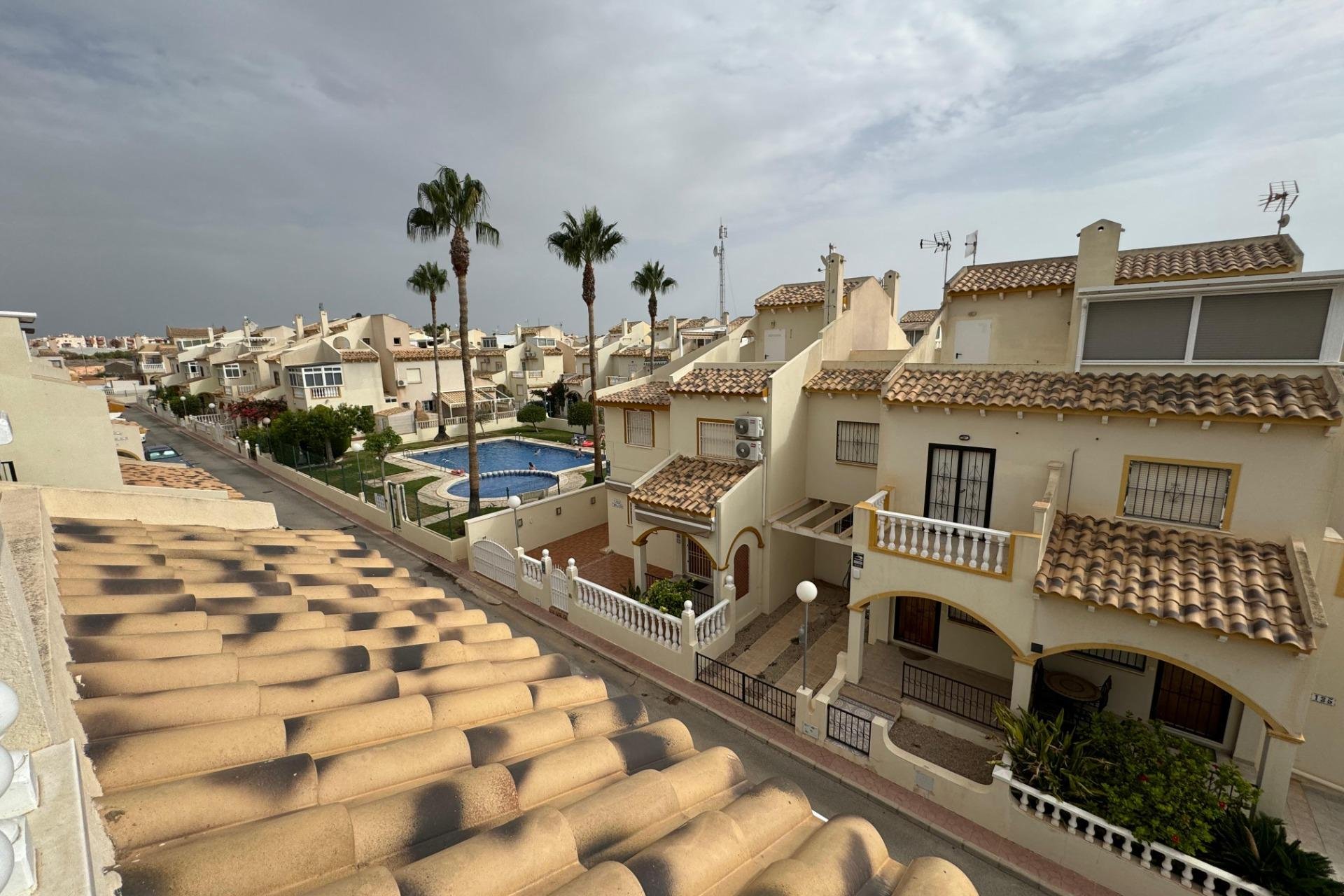 Wiederverkauf - Villa -
Orihuela Costa - Los Dolses