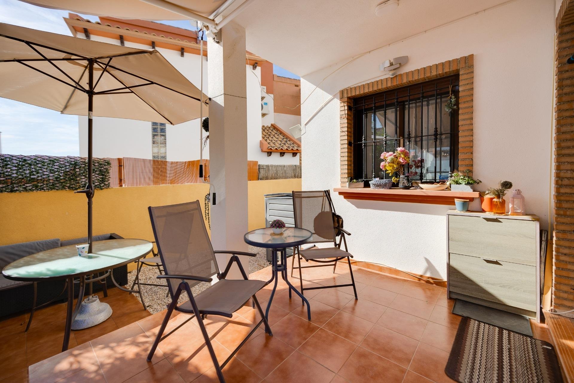 Wiederverkauf - Villa -
Orihuela Costa - PAU 8