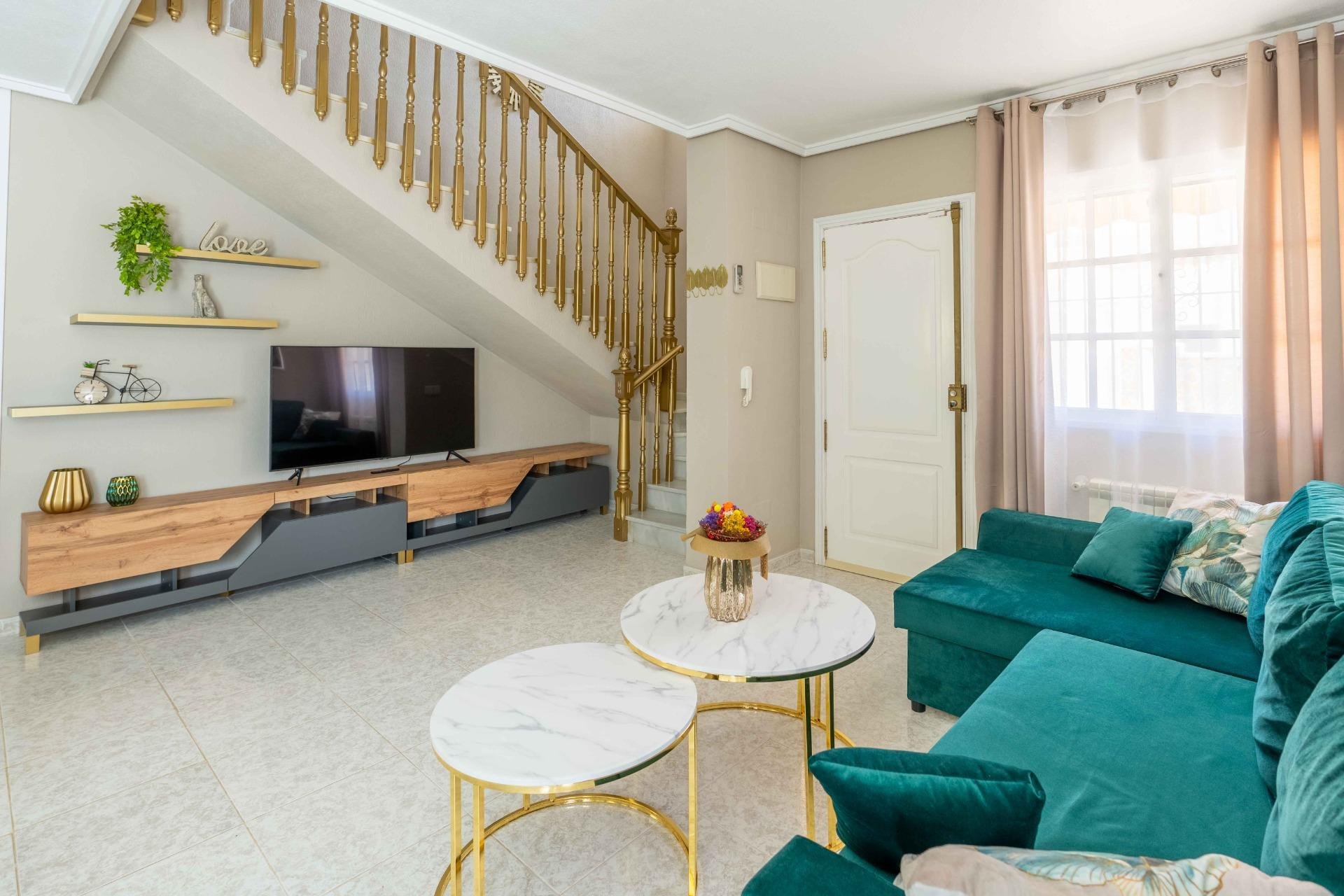 Wiederverkauf - Villa -
Orihuela Costa - Punta Prima