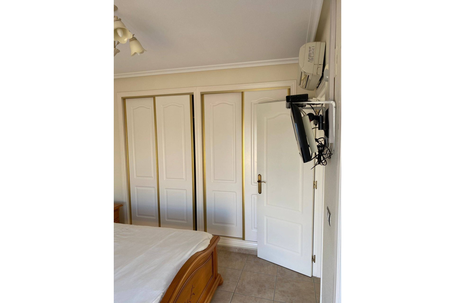 Wiederverkauf - Villa -
Orihuela Costa - Villamartín-las Filipinas