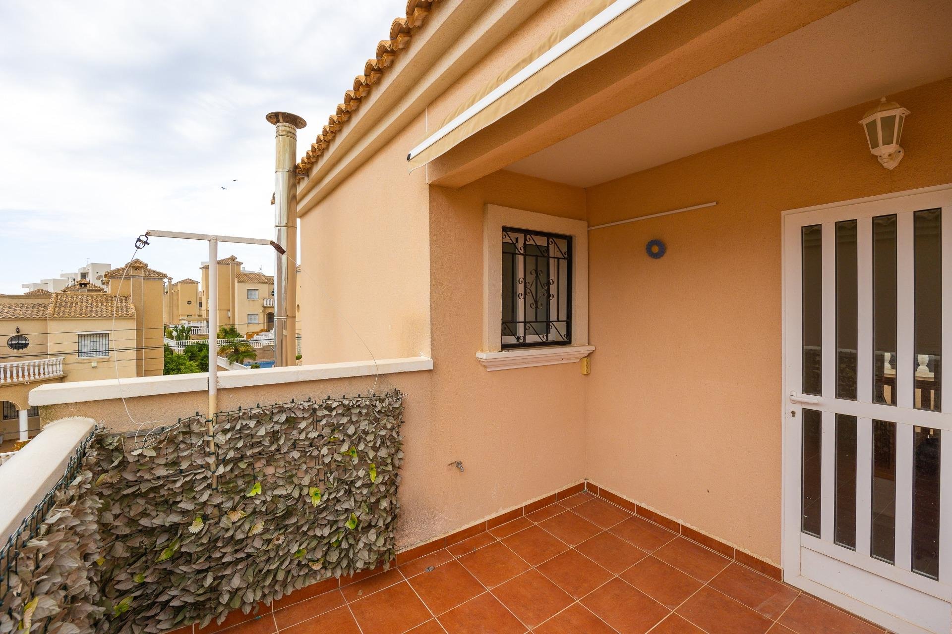 Wiederverkauf - Villa -
Orihuela Costa - Villamartín-las Filipinas