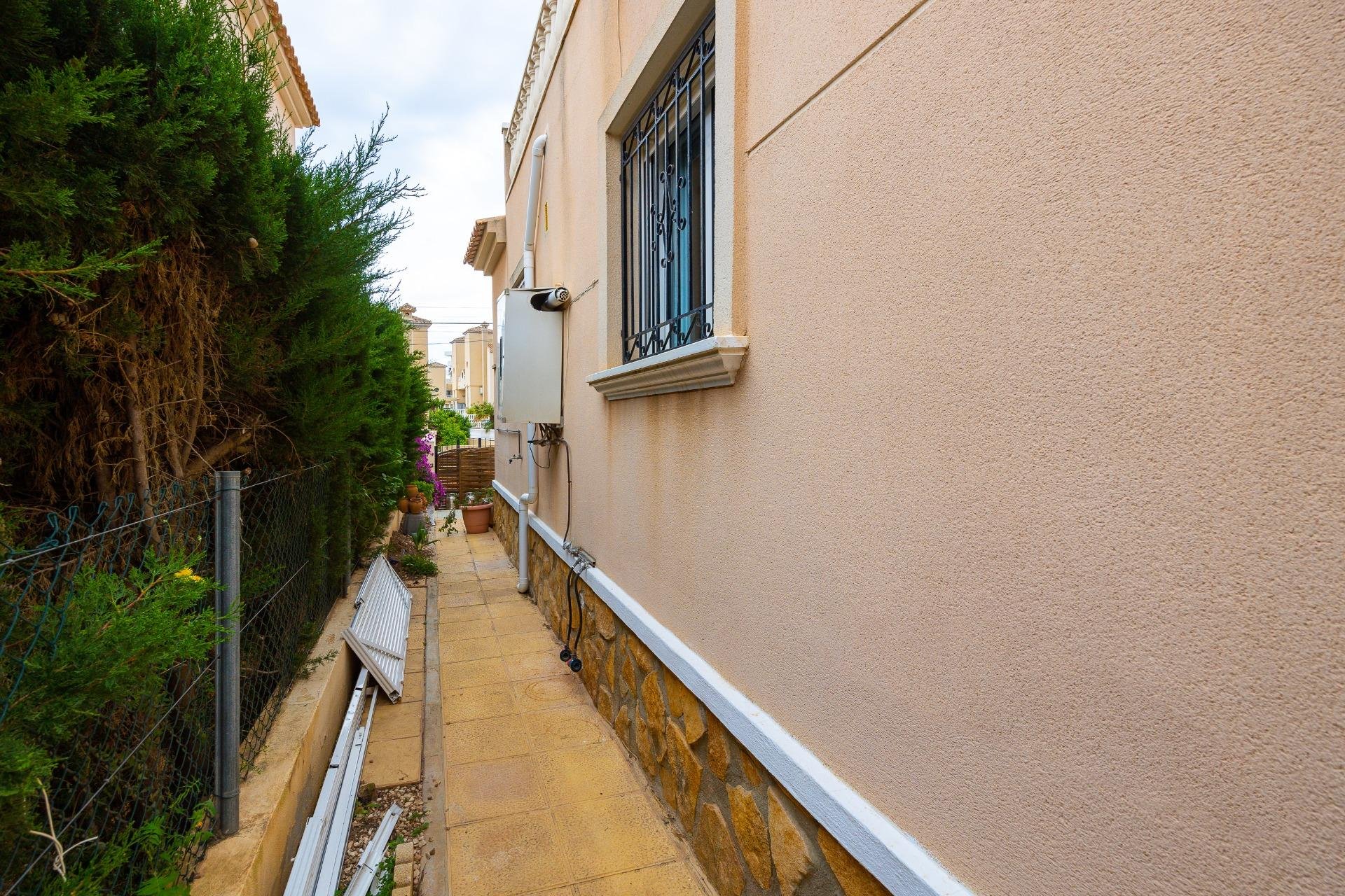 Wiederverkauf - Villa -
Orihuela Costa - Villamartín-las Filipinas