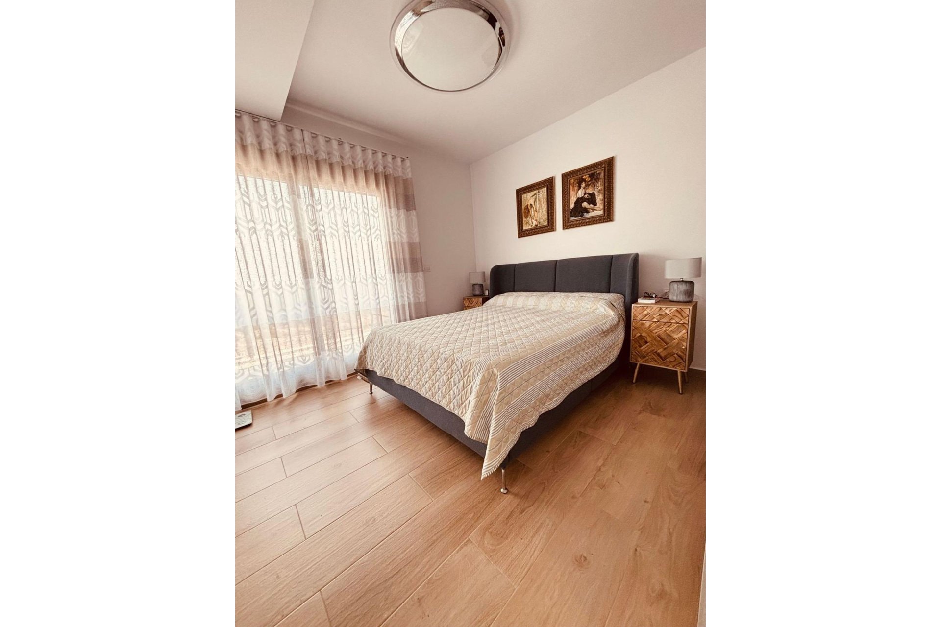 Wiederverkauf - Villa -
Orihuela Costa - Villamartín-las Filipinas