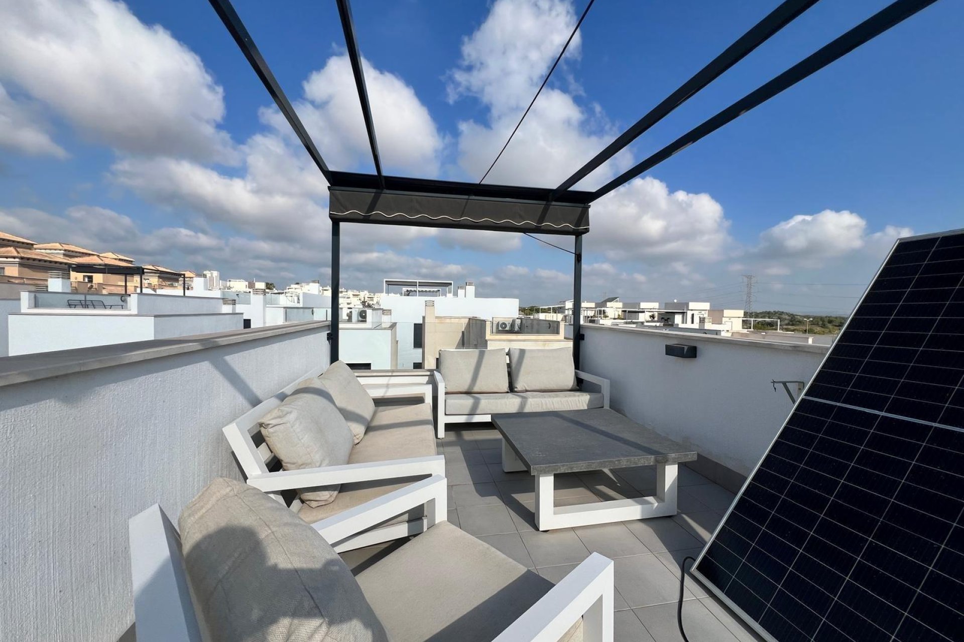Wiederverkauf - Villa -
Orihuela Costa - Villamartín-las Filipinas
