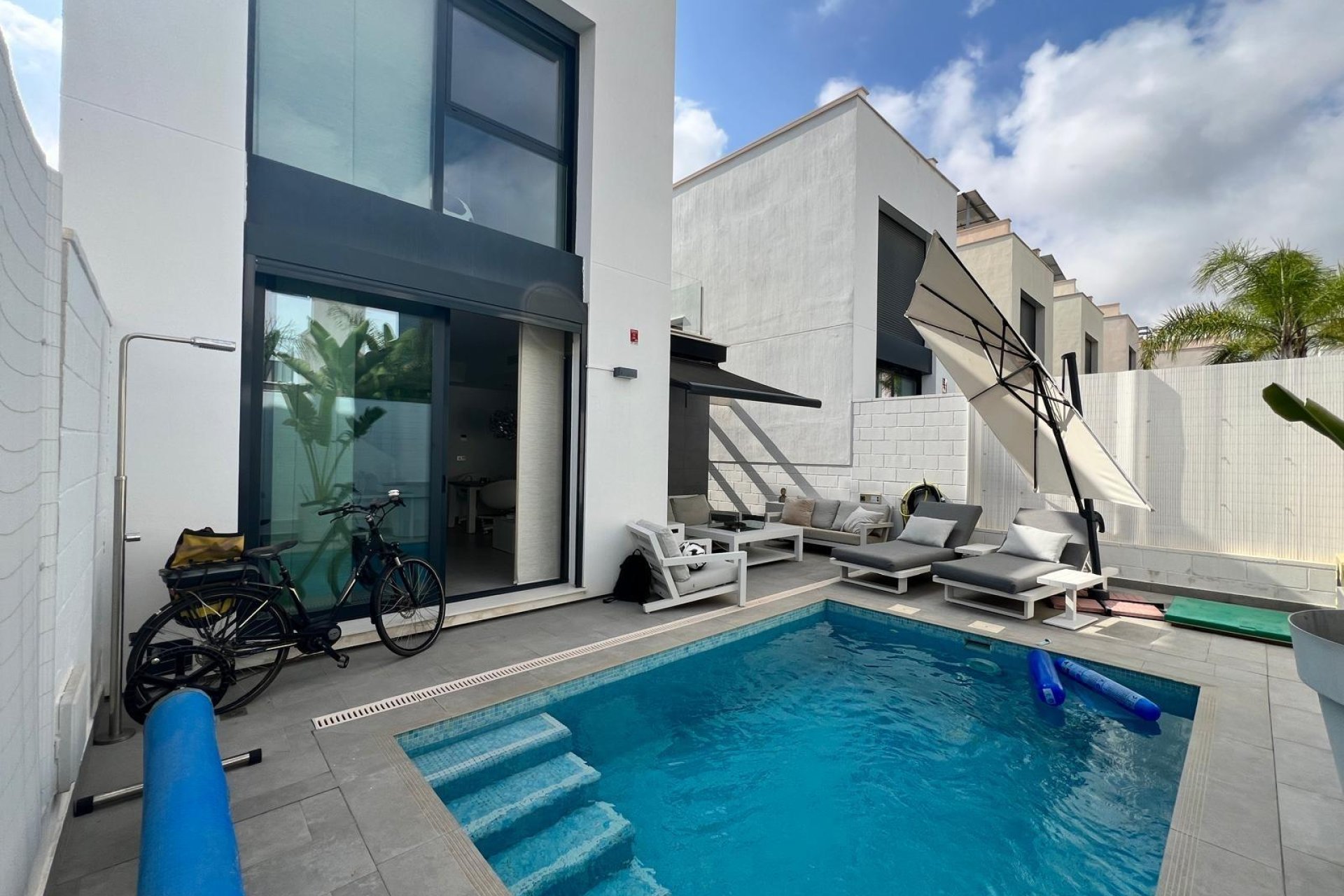 Wiederverkauf - Villa -
Orihuela Costa - Villamartín-las Filipinas