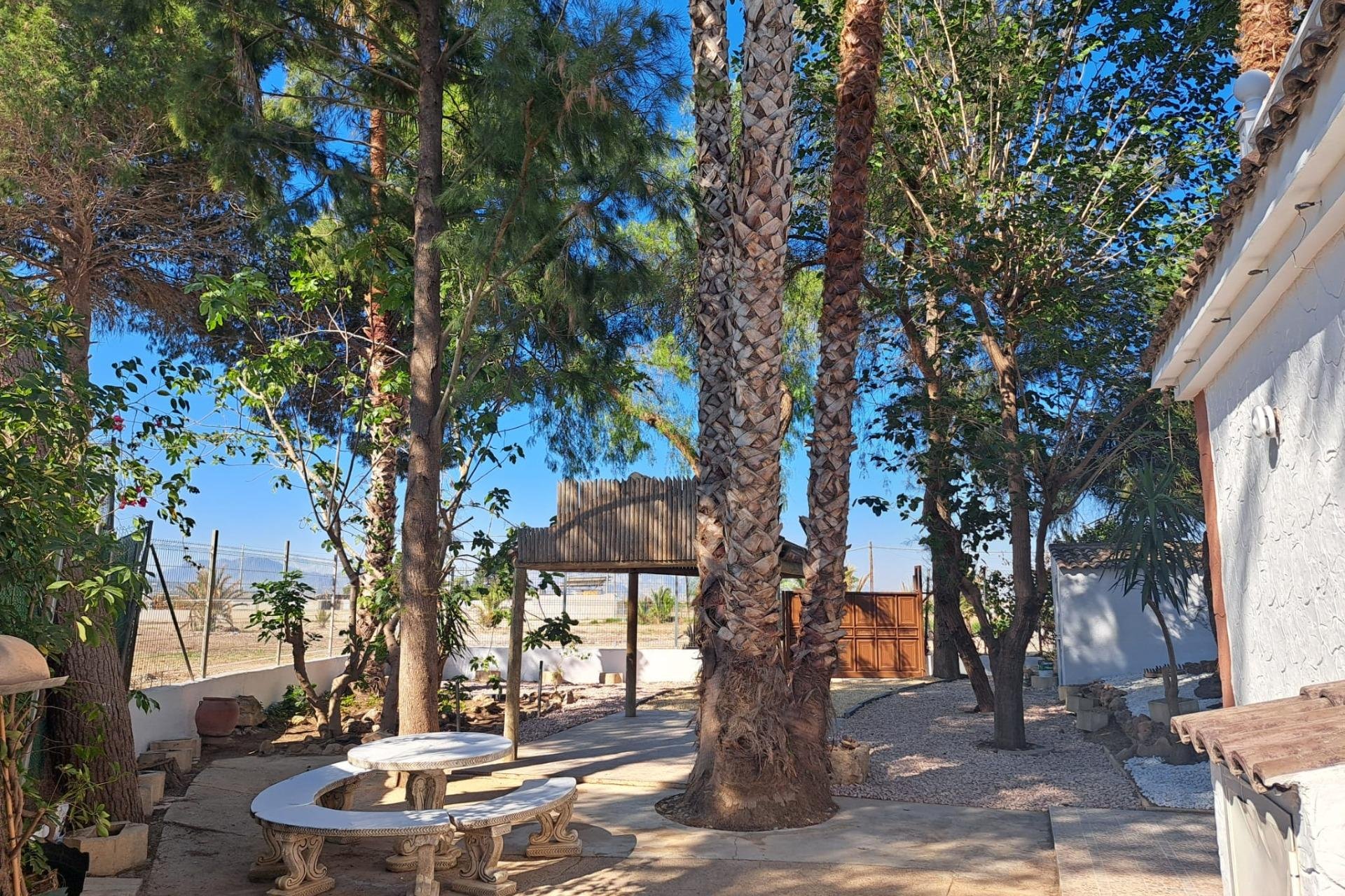 Wiederverkauf - Villa -
Orihuela - Desamparados-hurchillo-torremendo