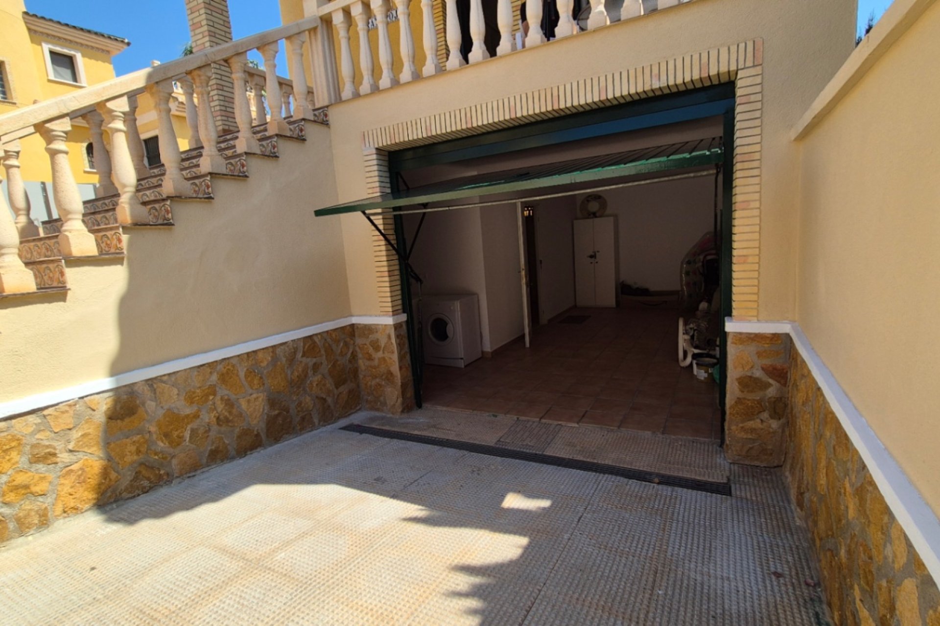 Wiederverkauf - Villa -
Orihuela - Inland