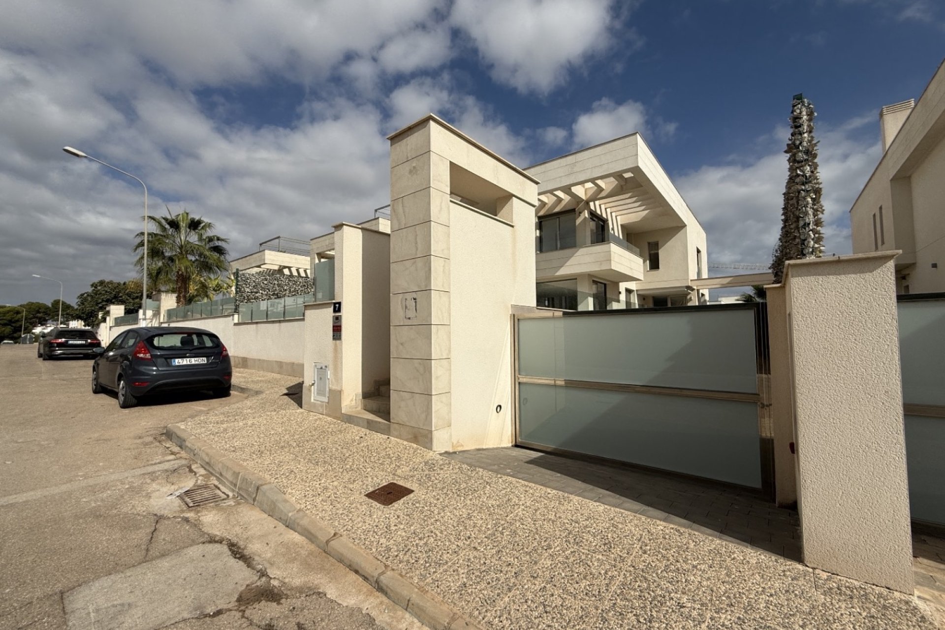 Wiederverkauf - Villa -
Orihuela - Inland