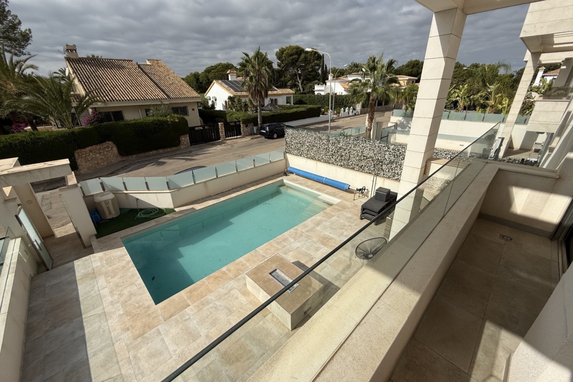 Wiederverkauf - Villa -
Orihuela - Inland