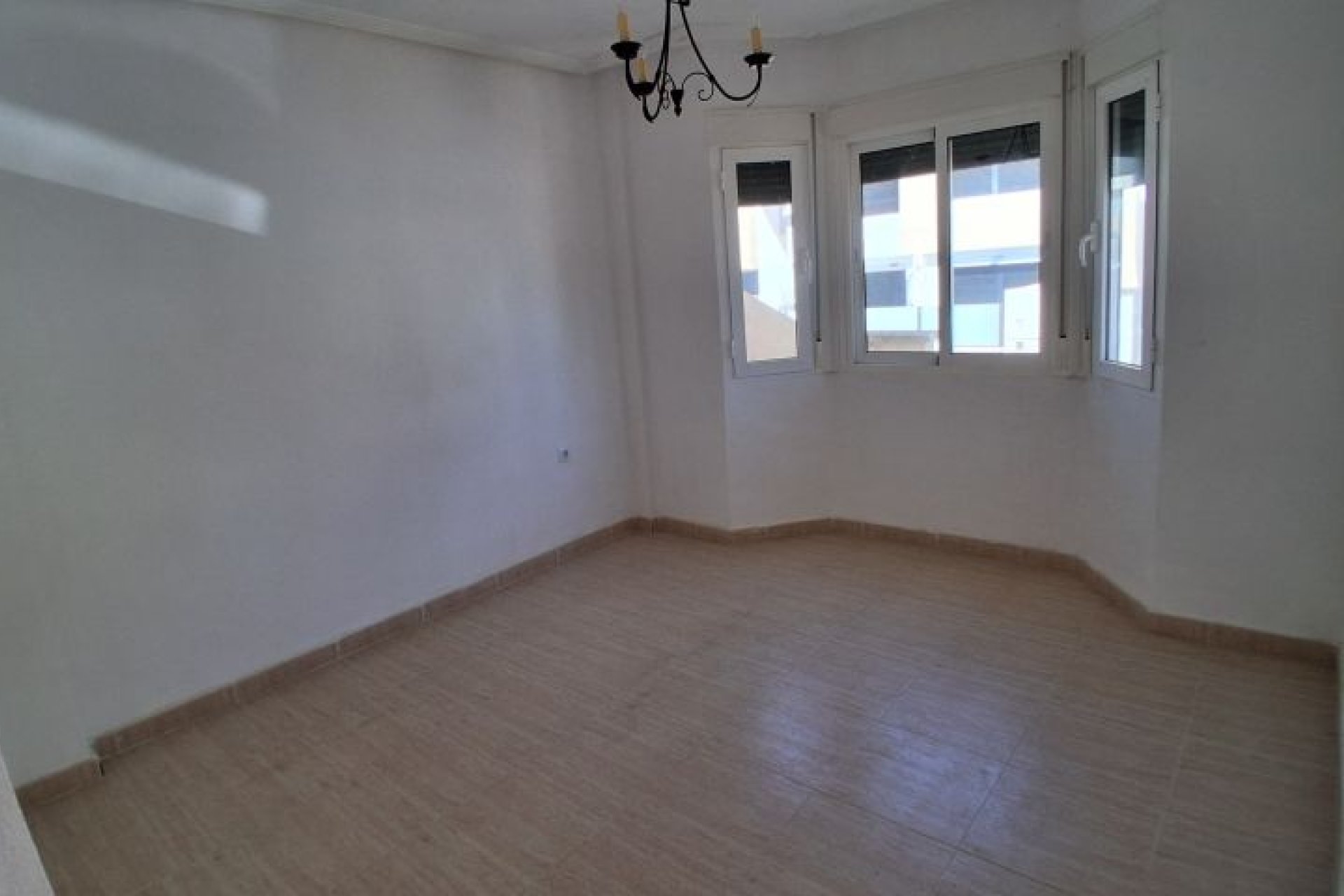 Wiederverkauf - Villa -
Orihuela - Inland