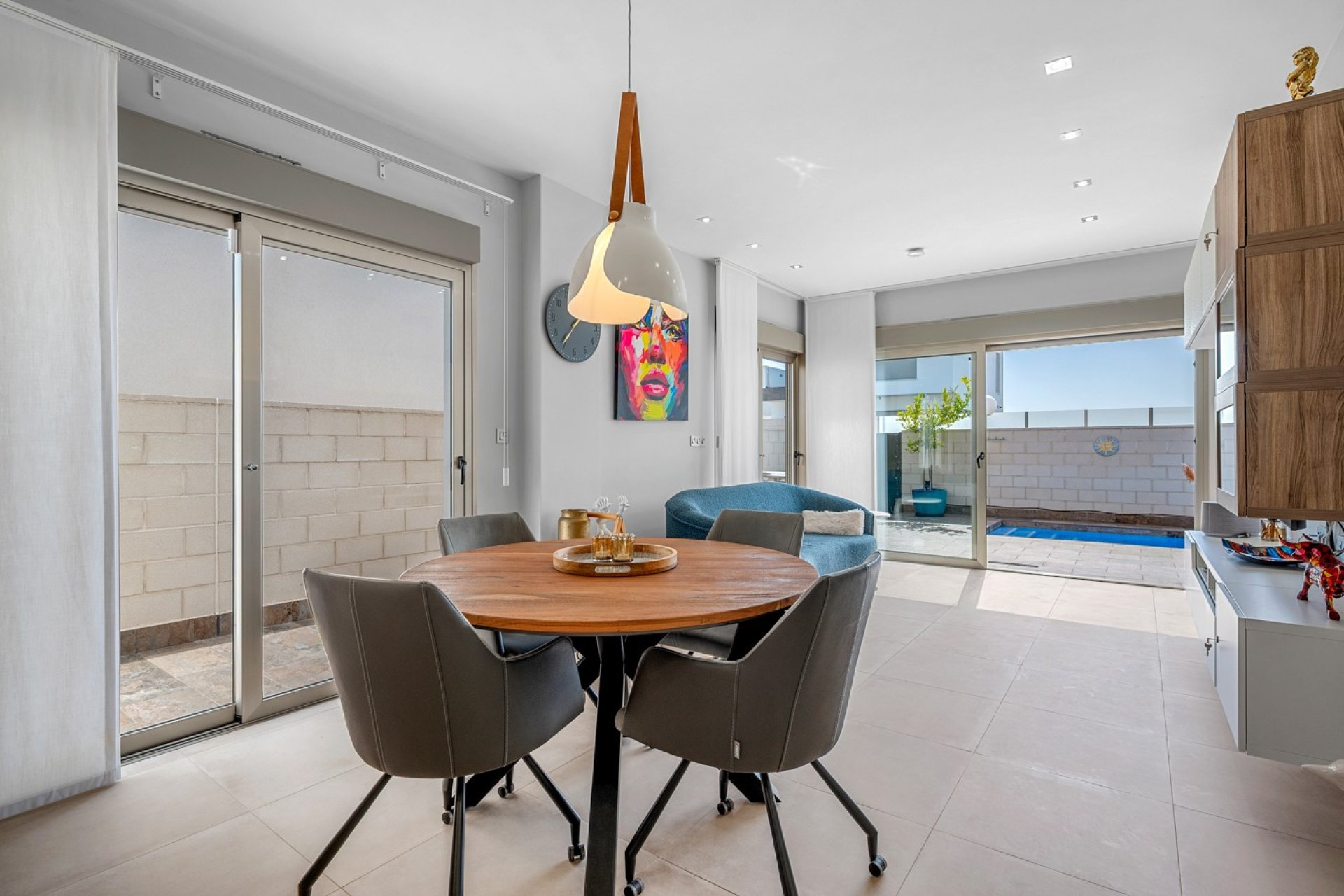 Wiederverkauf - Villa -
Orihuela - Inland