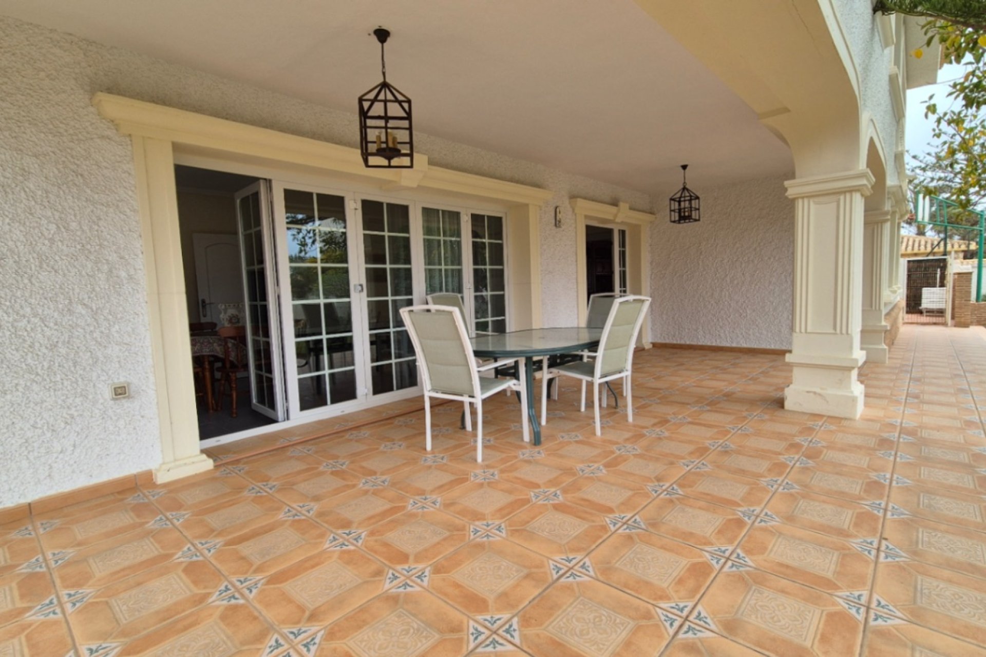 Wiederverkauf - Villa -
Orihuela - Inland