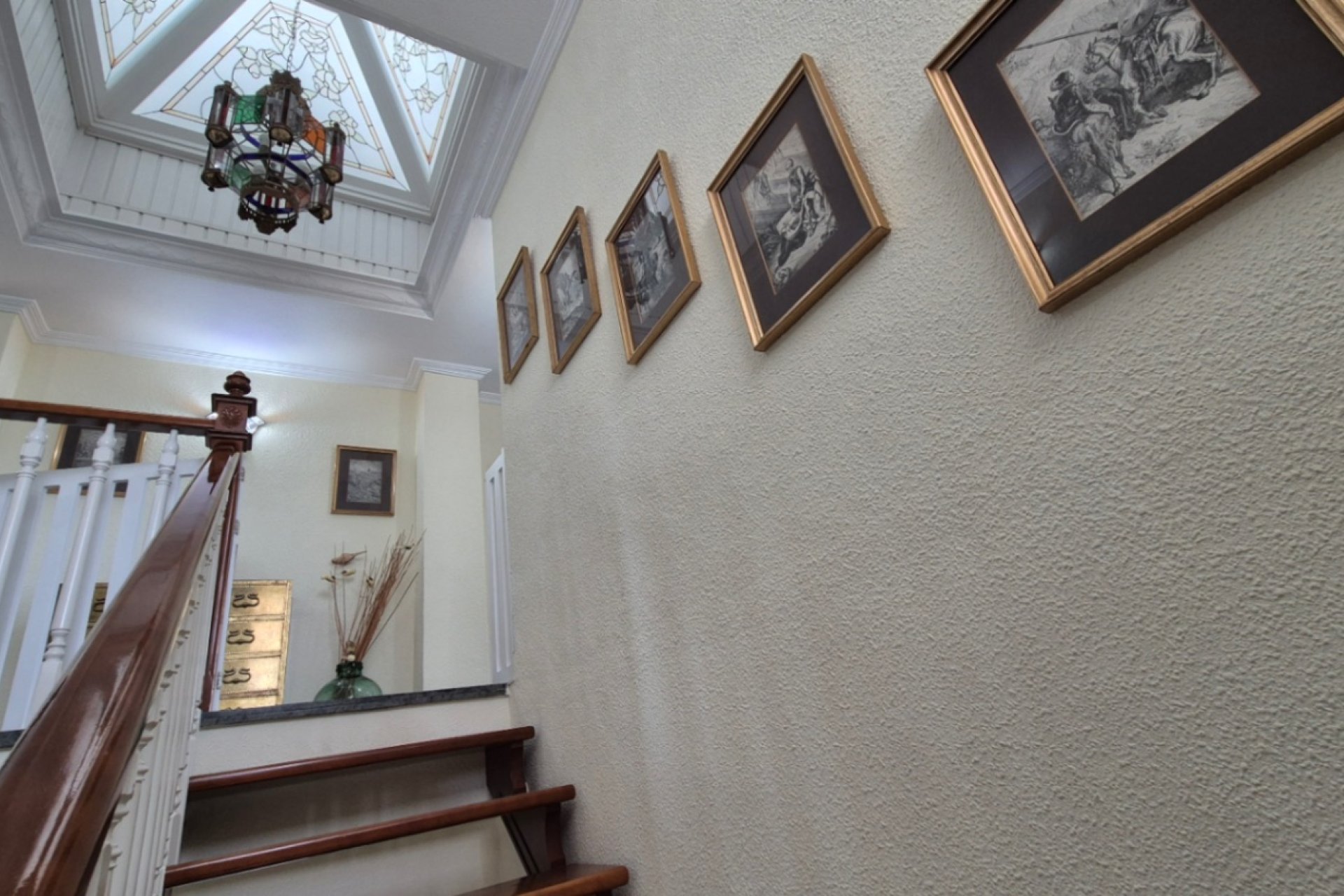 Wiederverkauf - Villa -
Orihuela - Inland