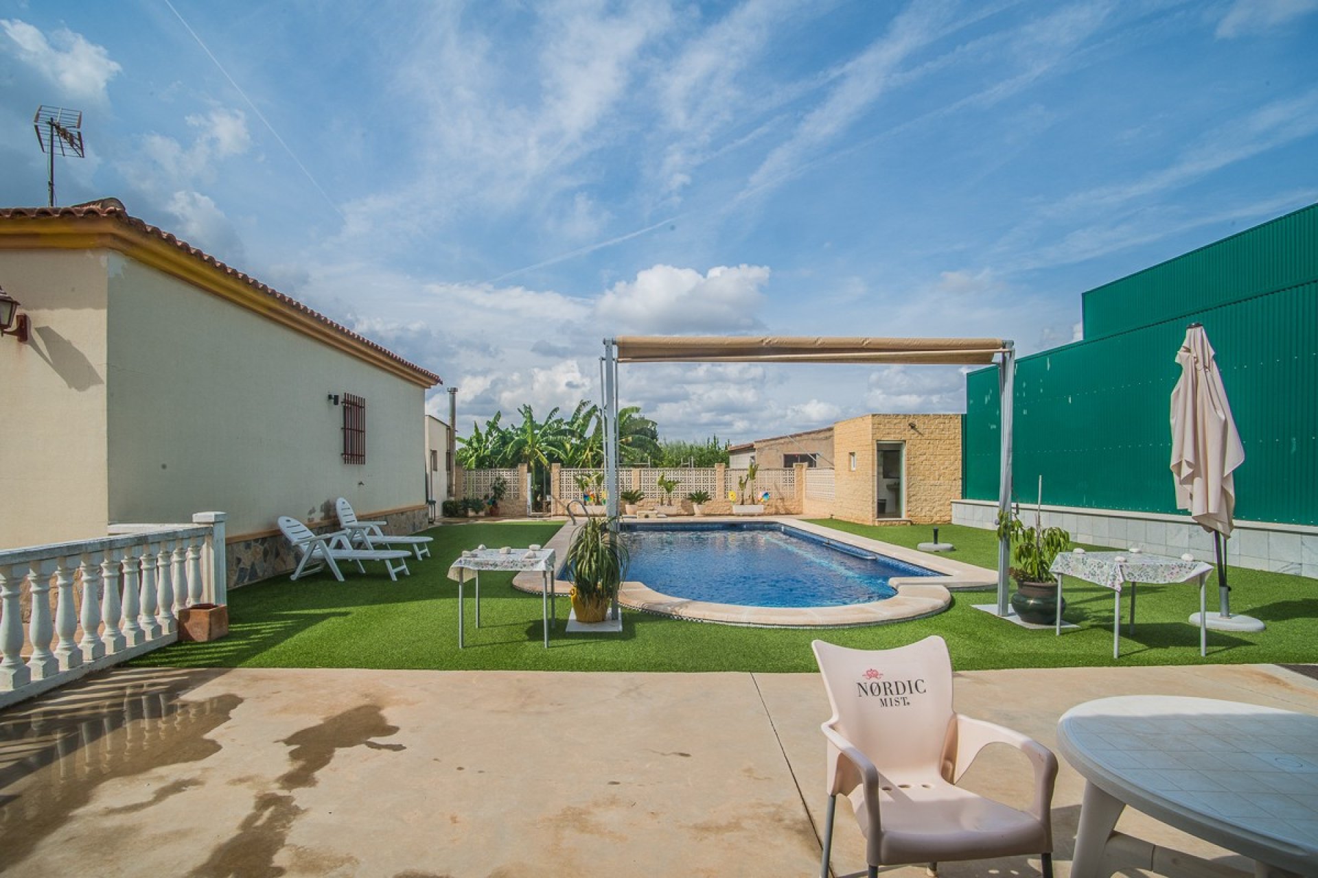 Wiederverkauf - Villa -
Orihuela - Inland