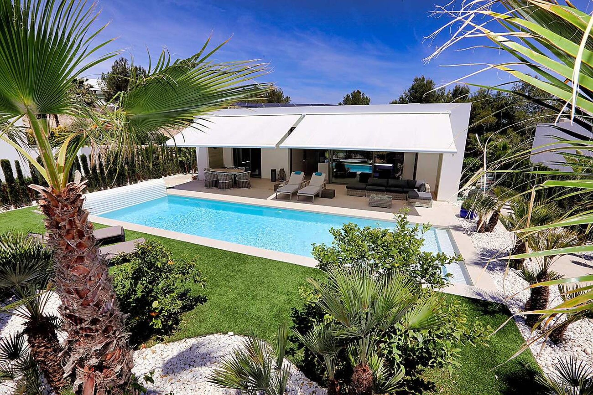 Wiederverkauf - Villa -
Orihuela - Las Colinas Golf