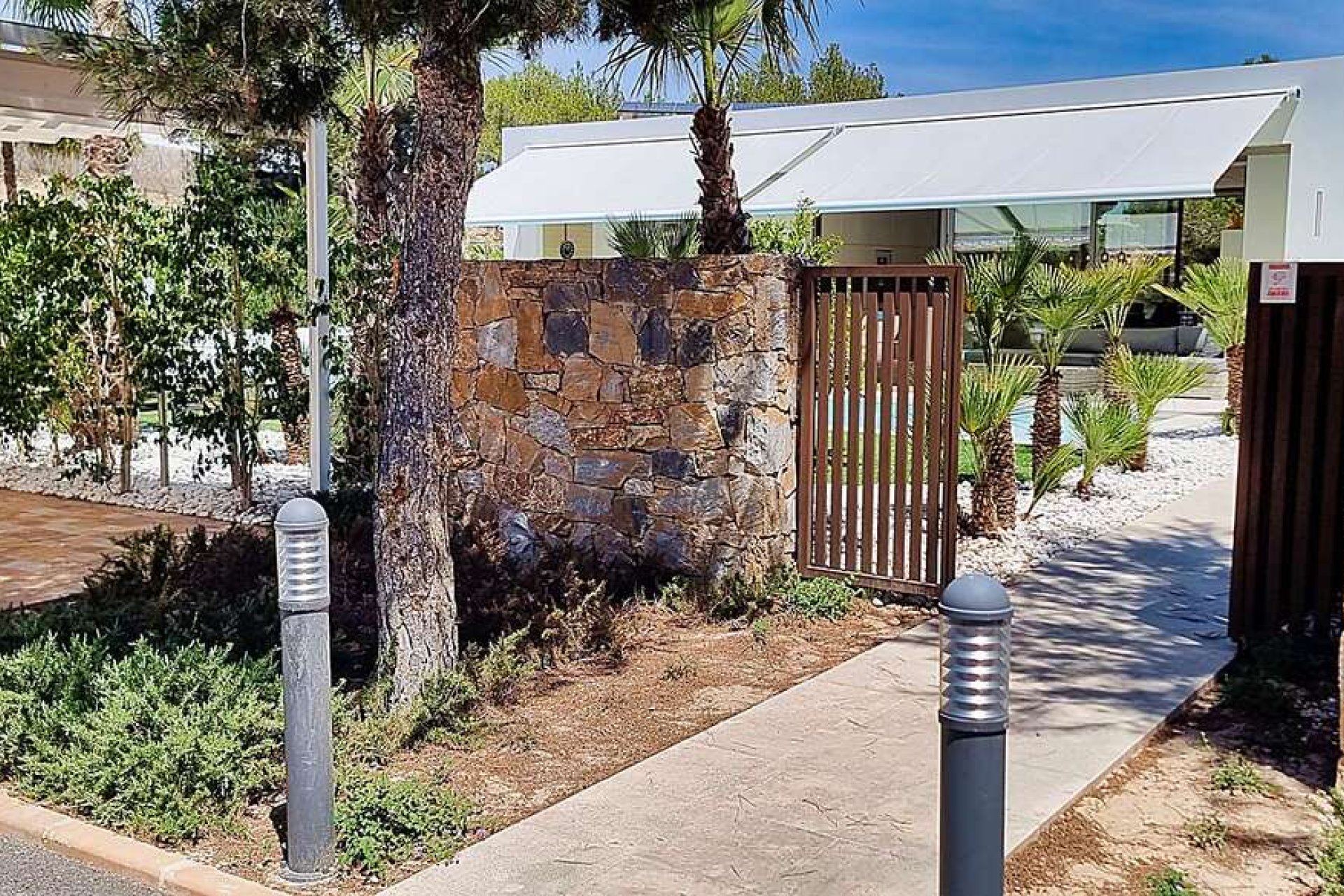 Wiederverkauf - Villa -
Orihuela - Las Colinas Golf