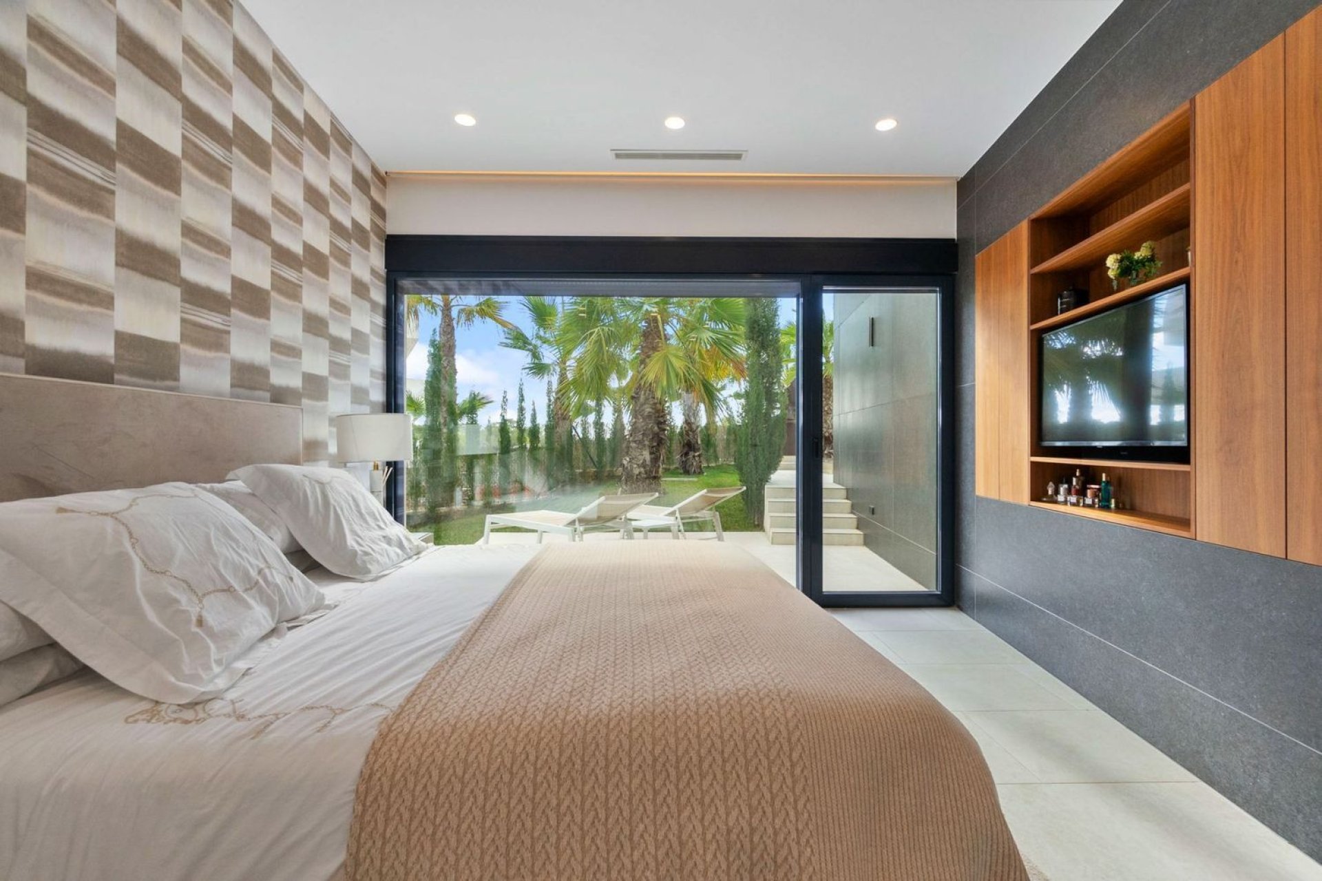 Wiederverkauf - Villa -
Orihuela - Las Colinas Golf