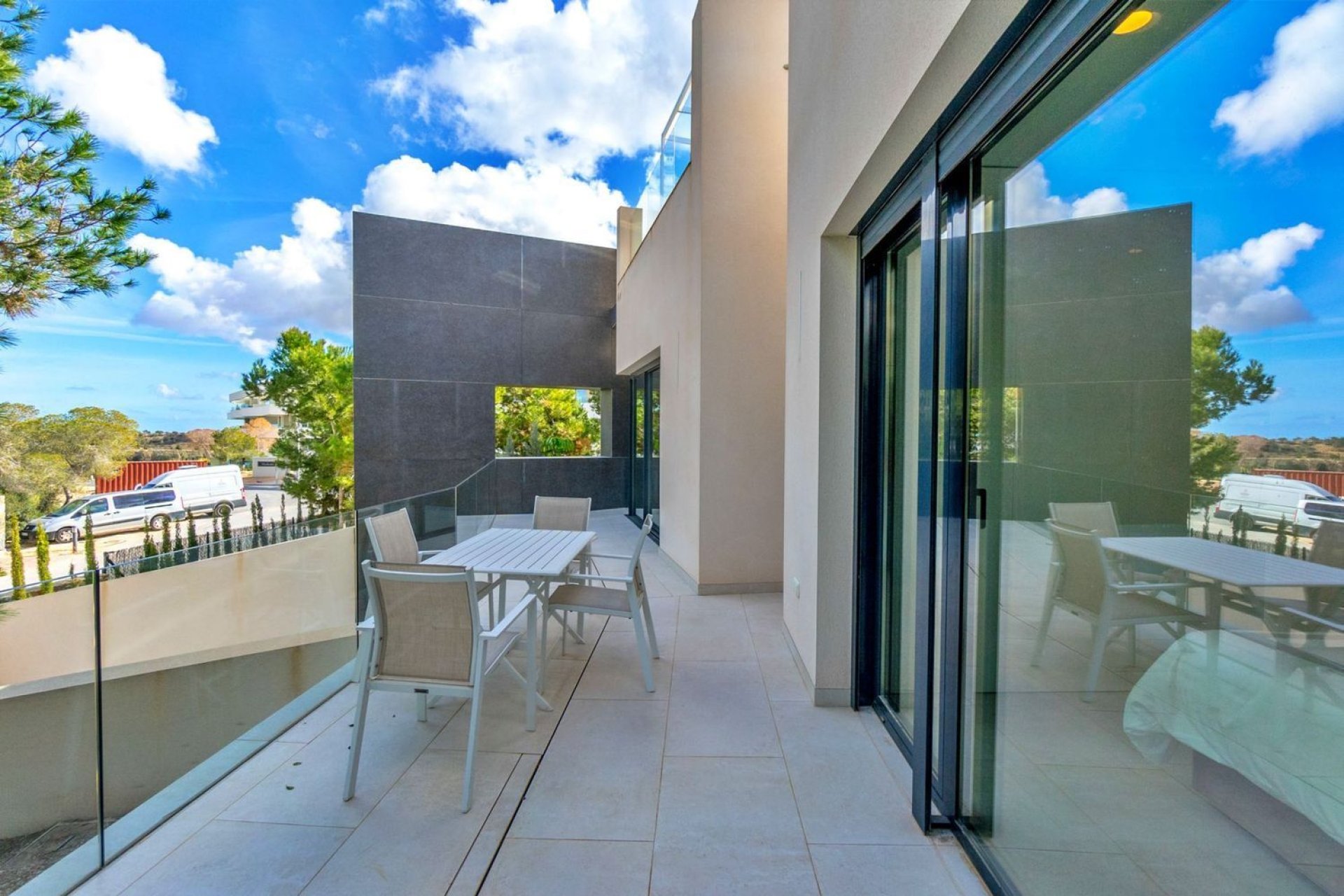 Wiederverkauf - Villa -
Orihuela - Las Colinas Golf