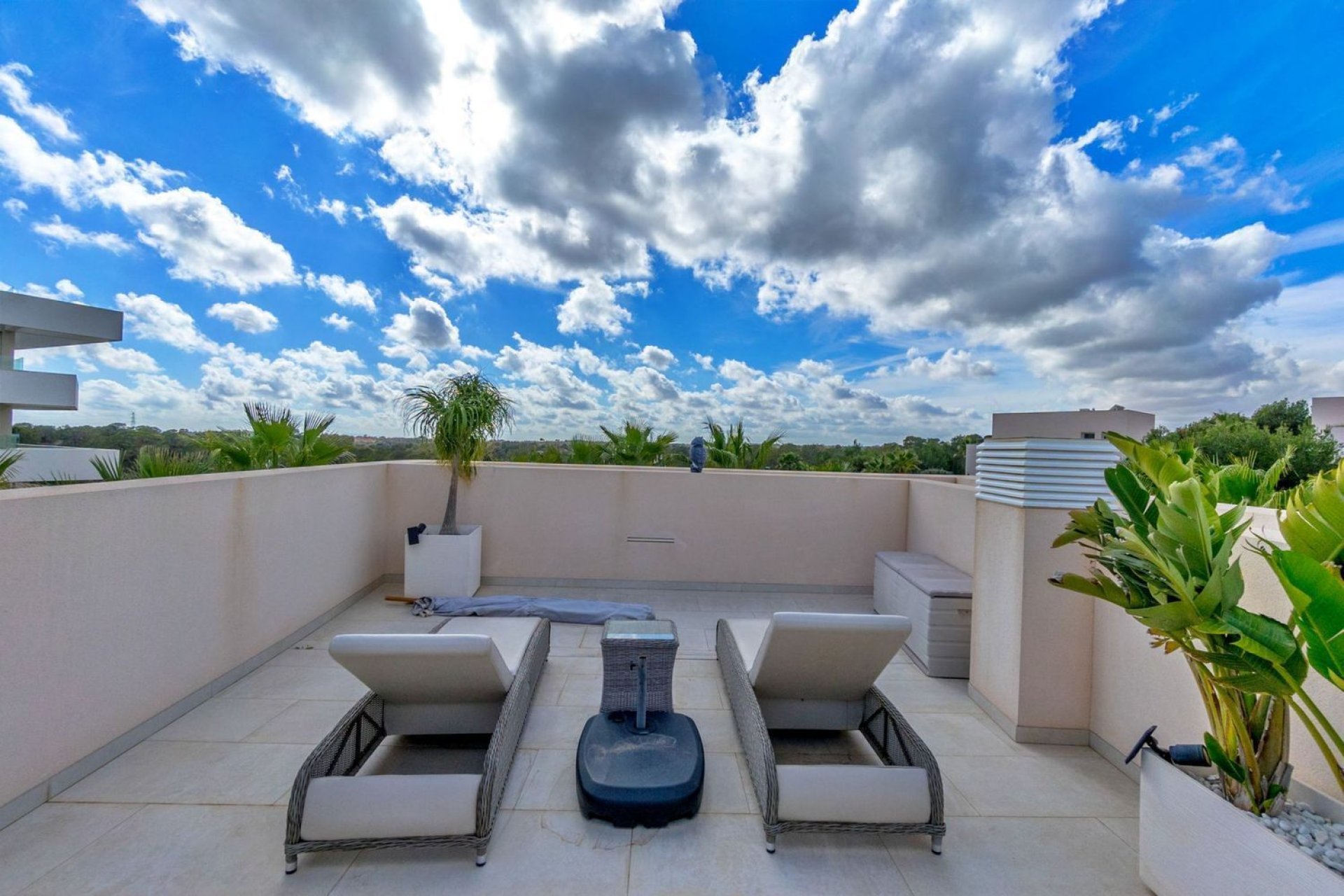 Wiederverkauf - Villa -
Orihuela - Las Colinas Golf