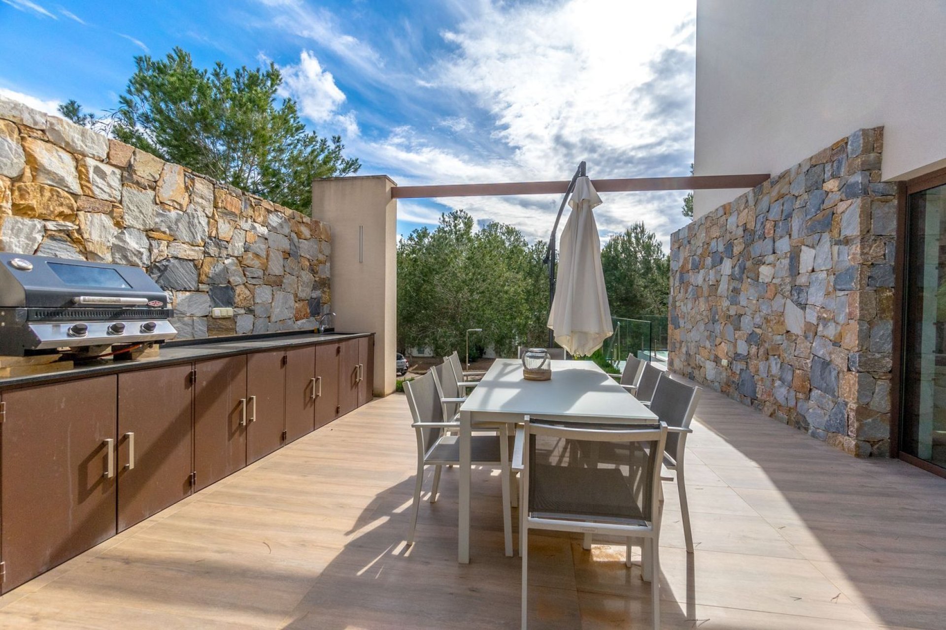 Wiederverkauf - Villa -
Orihuela - Las Colinas Golf