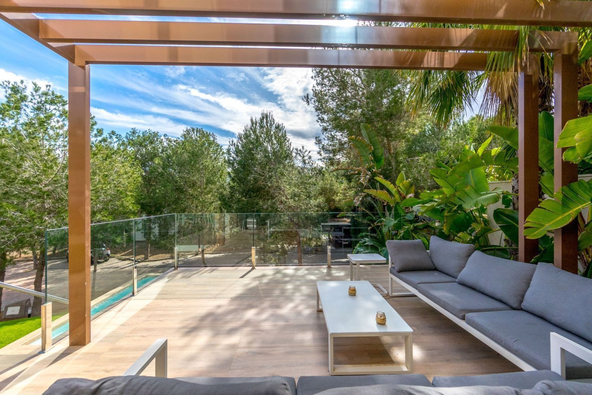 Wiederverkauf - Villa -
Orihuela - Las Colinas Golf