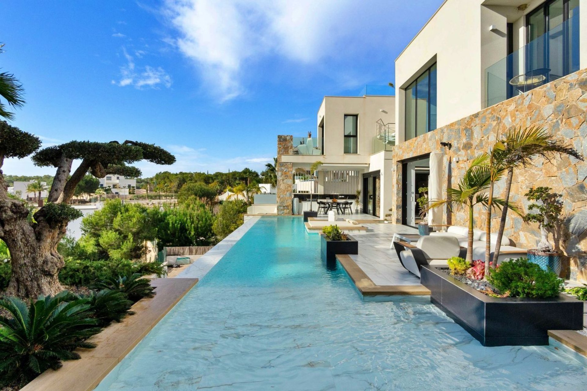 Wiederverkauf - Villa -
Orihuela - Las Colinas Golf