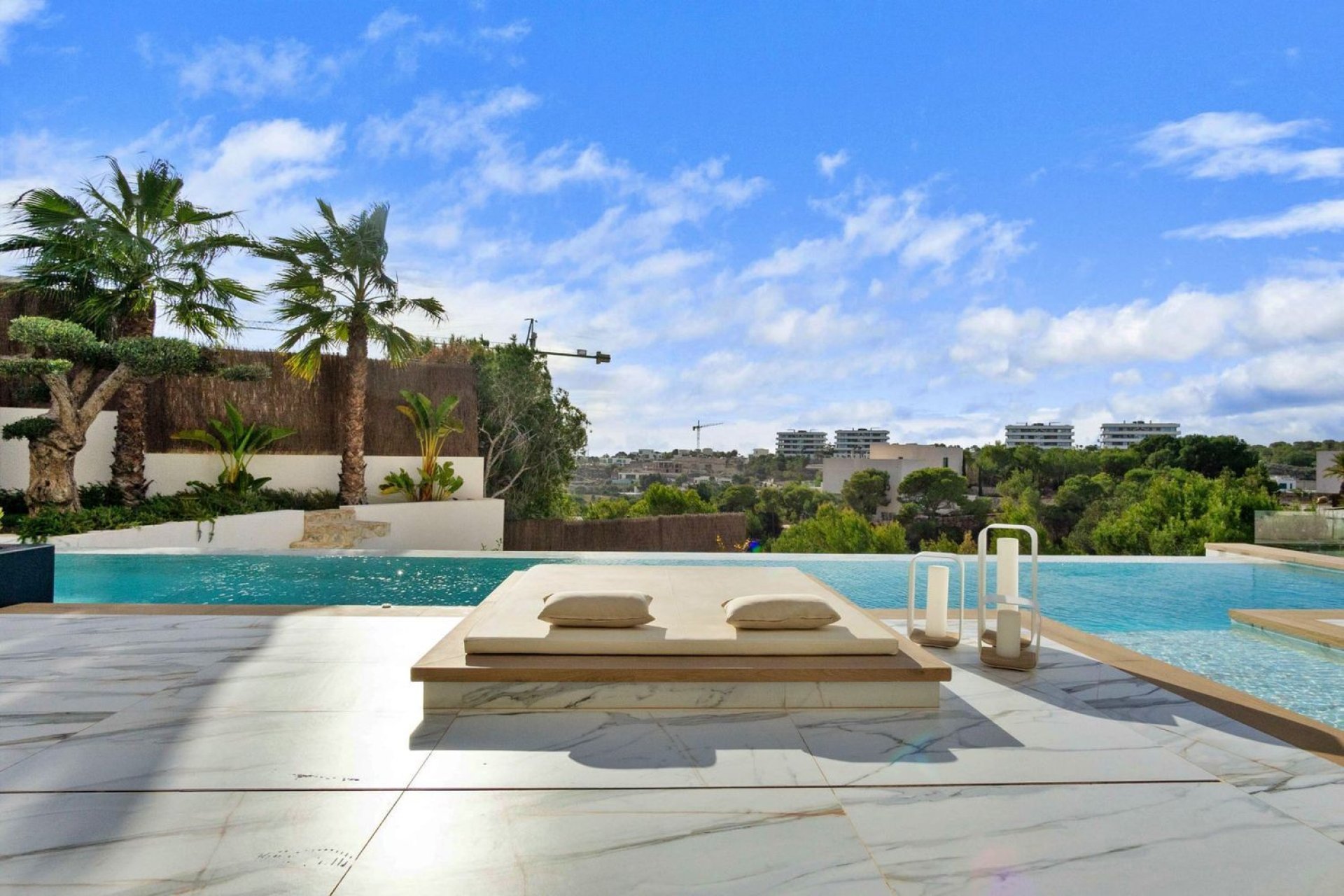 Wiederverkauf - Villa -
Orihuela - Las Colinas Golf