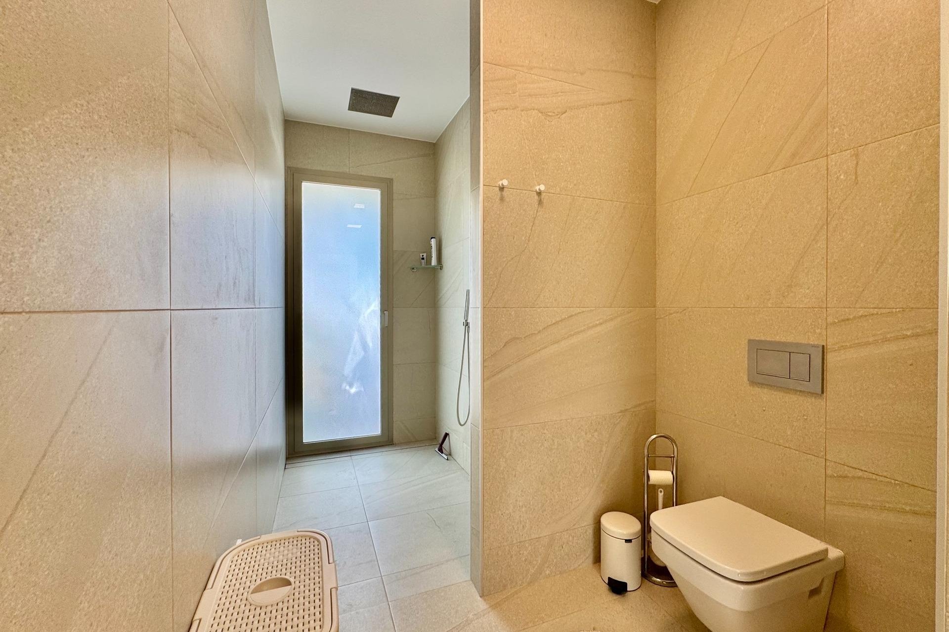 Wiederverkauf - Villa -
Orihuela - Las Colinas Golf