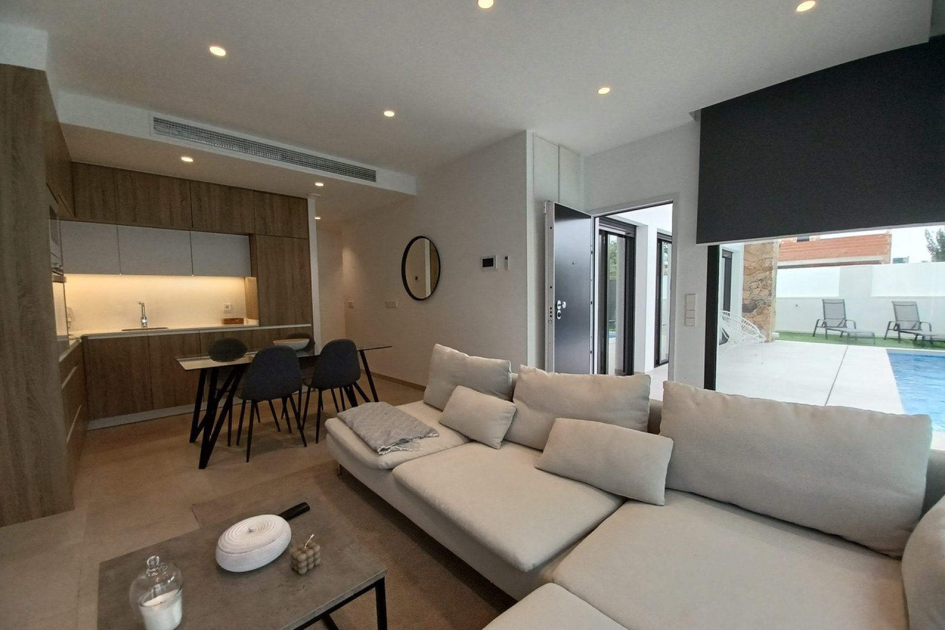 Wiederverkauf - Villa -
Pilar de la Horadada - Costa Blanca