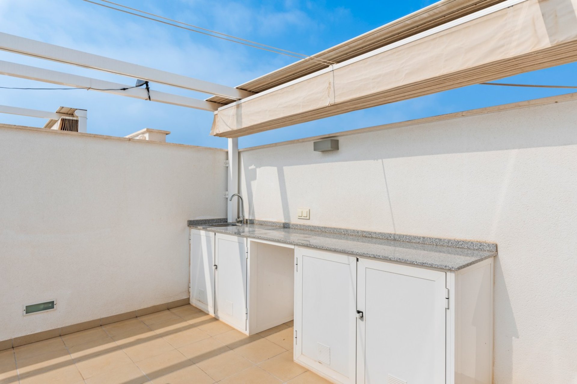 Wiederverkauf - Villa -
Pilar de la Horadada - Costa Blanca