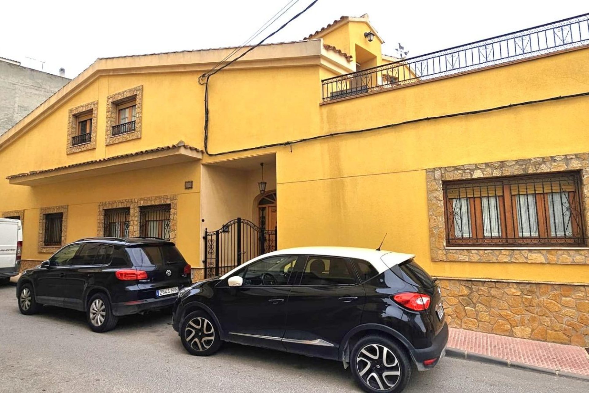 Wiederverkauf - Villa -
Pinoso - Centro