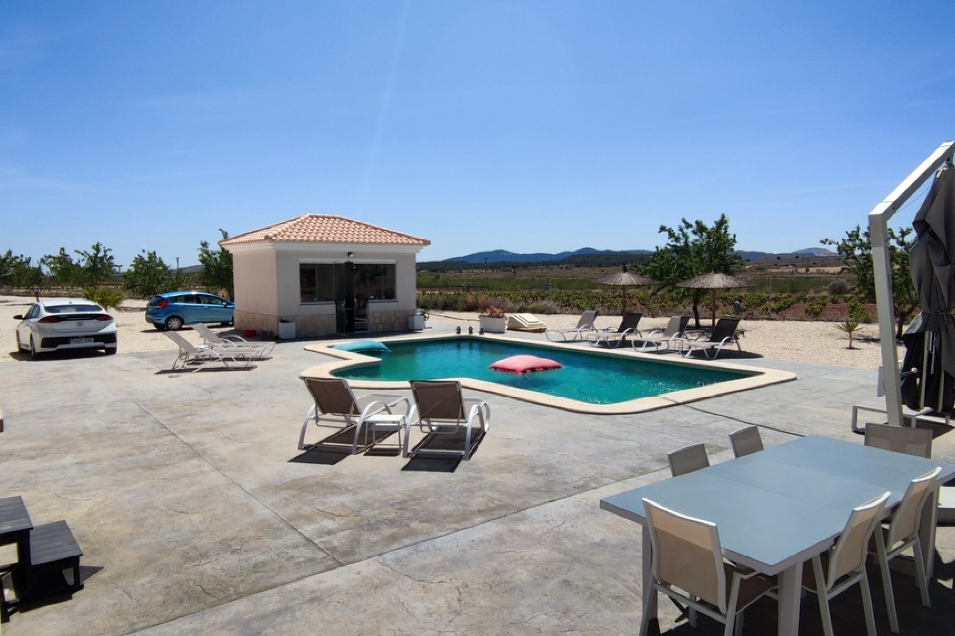 Wiederverkauf - Villa -
Pinoso - Inland