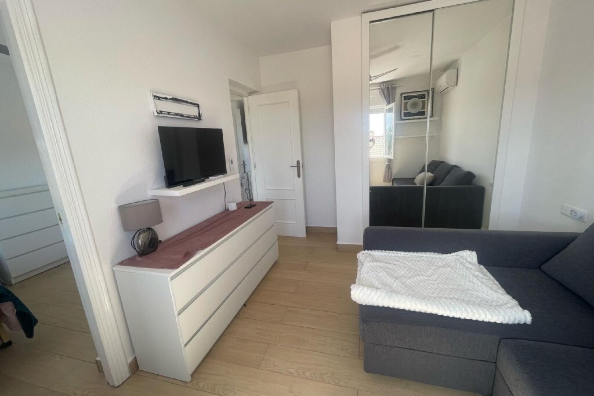 Wiederverkauf - Villa -
Playa Flamenca - Costa Blanca