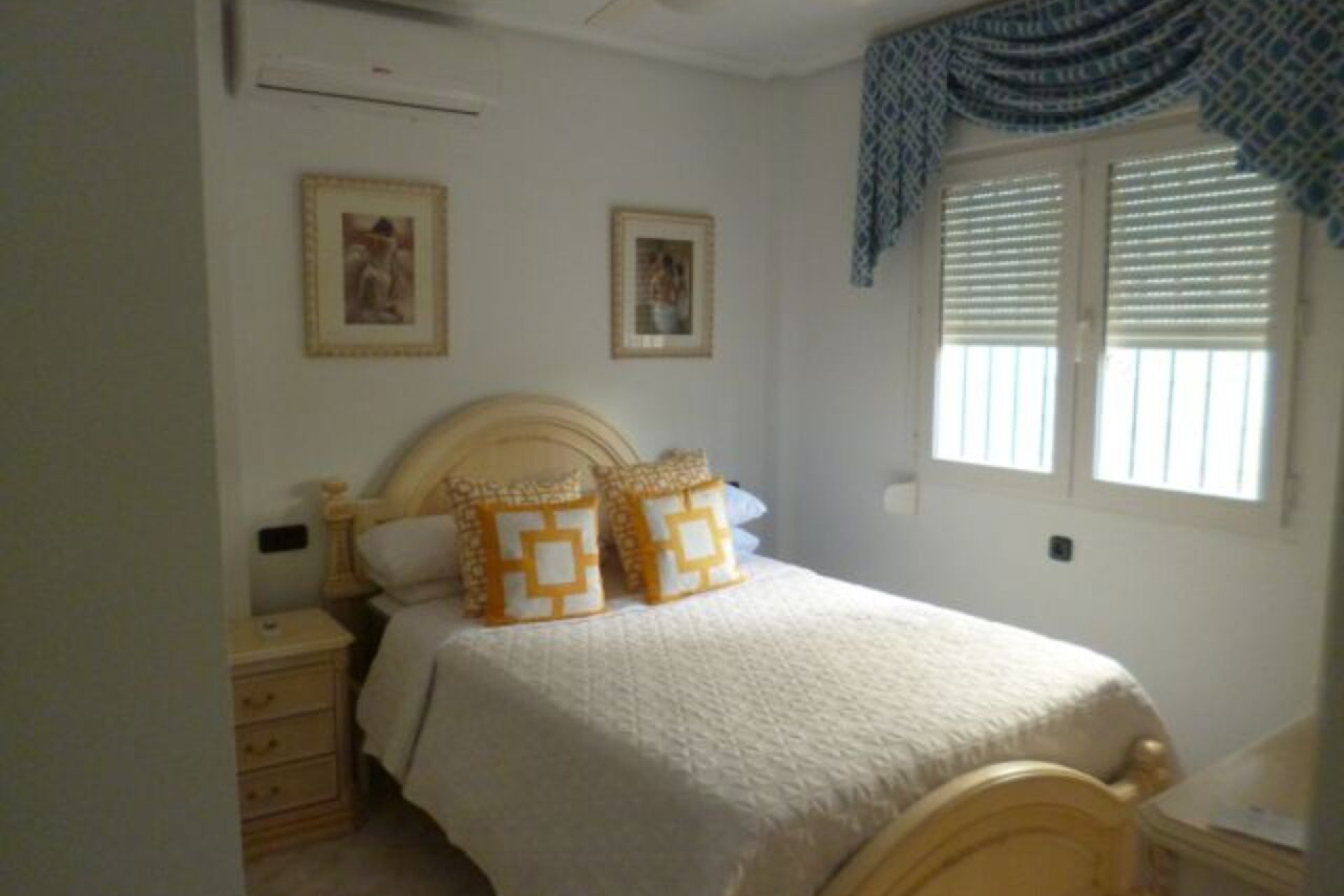 Wiederverkauf - Villa -
Playa Flamenca - Costa Blanca