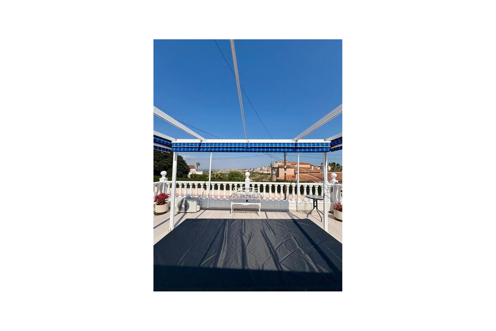 Wiederverkauf - Villa -
Rojales - Costa Blanca