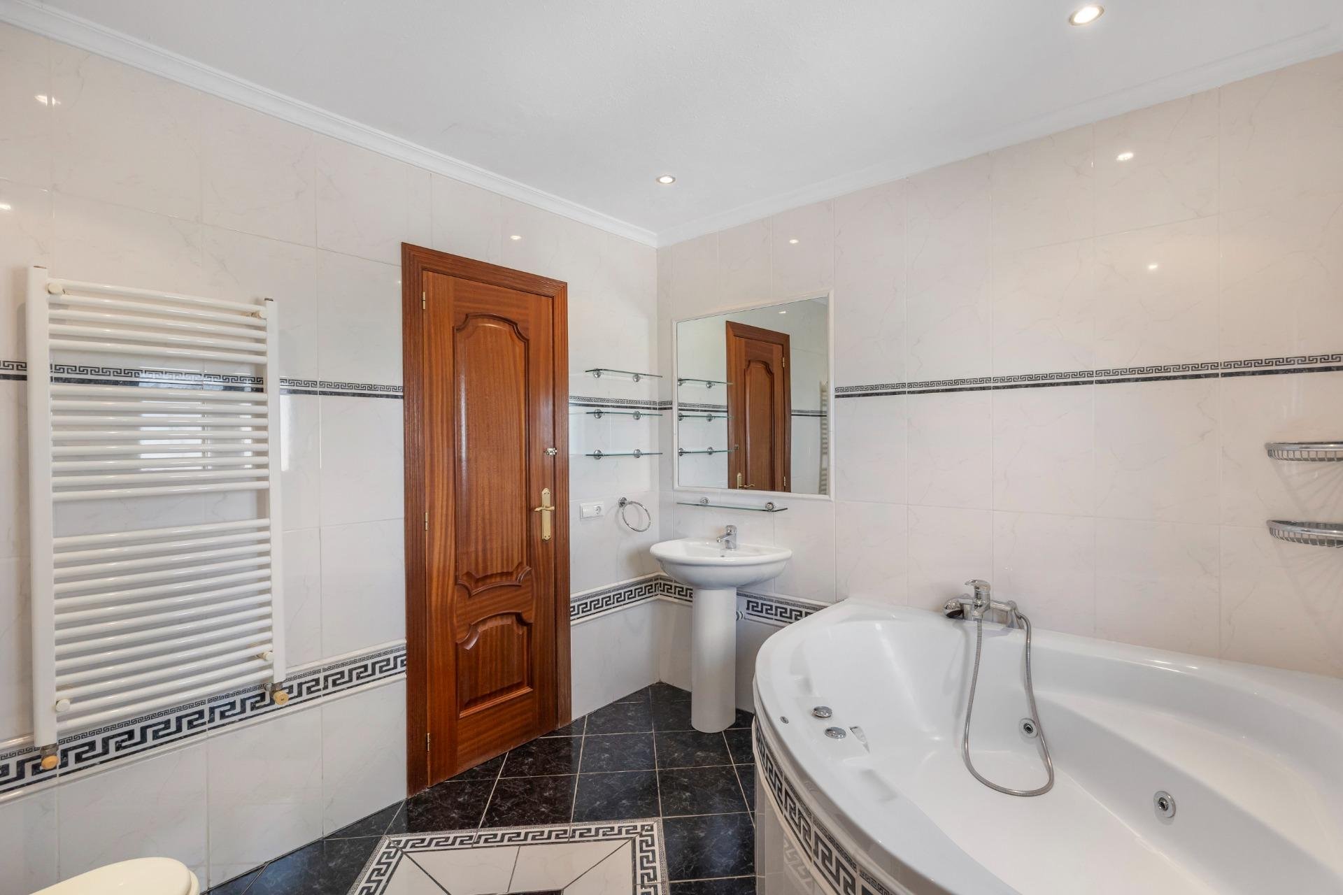 Wiederverkauf - Villa -
Rojales - Pueblo Bravo