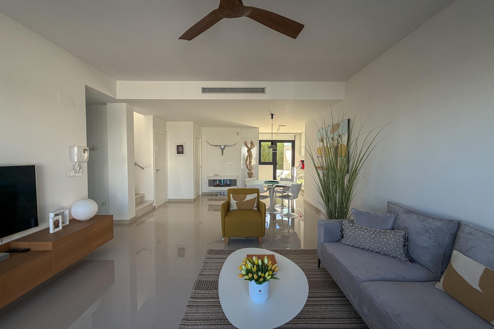 Wiederverkauf - Villa -
San Miguel de Salinas - Bellavista