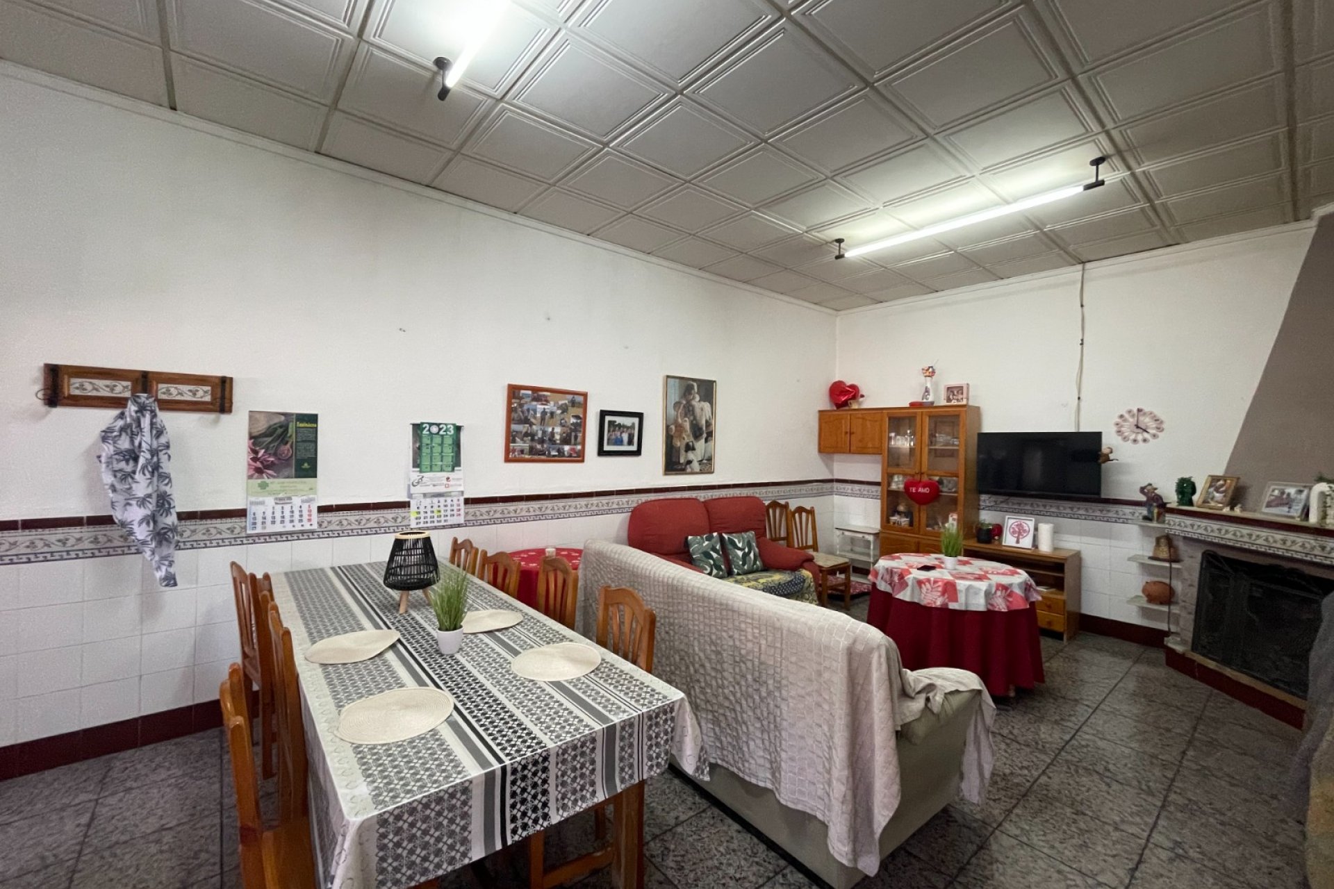 Wiederverkauf - Villa -
San Miguel de Salinas - Inland