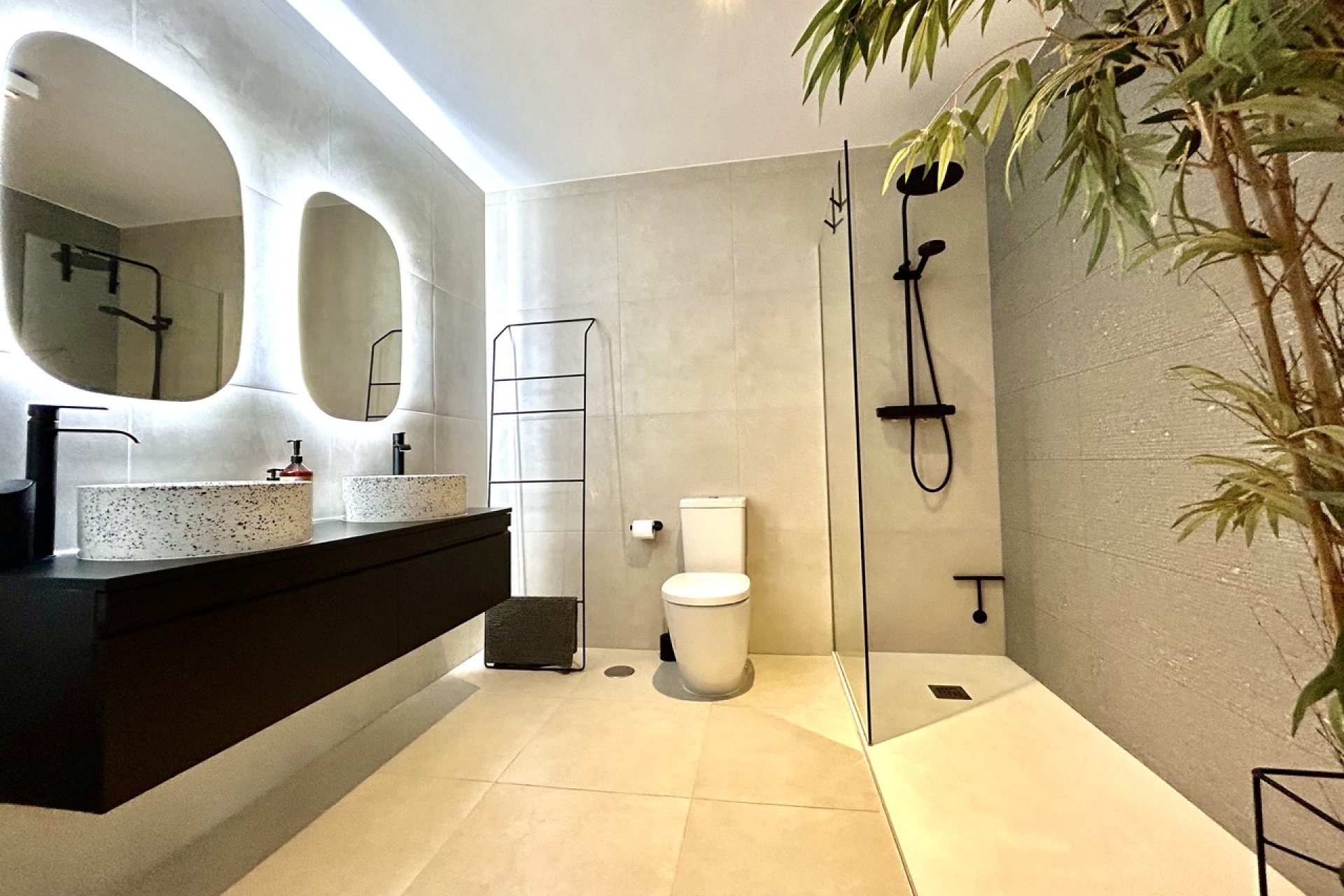 Wiederverkauf - Villa -
San Miguel de Salinas - Inland