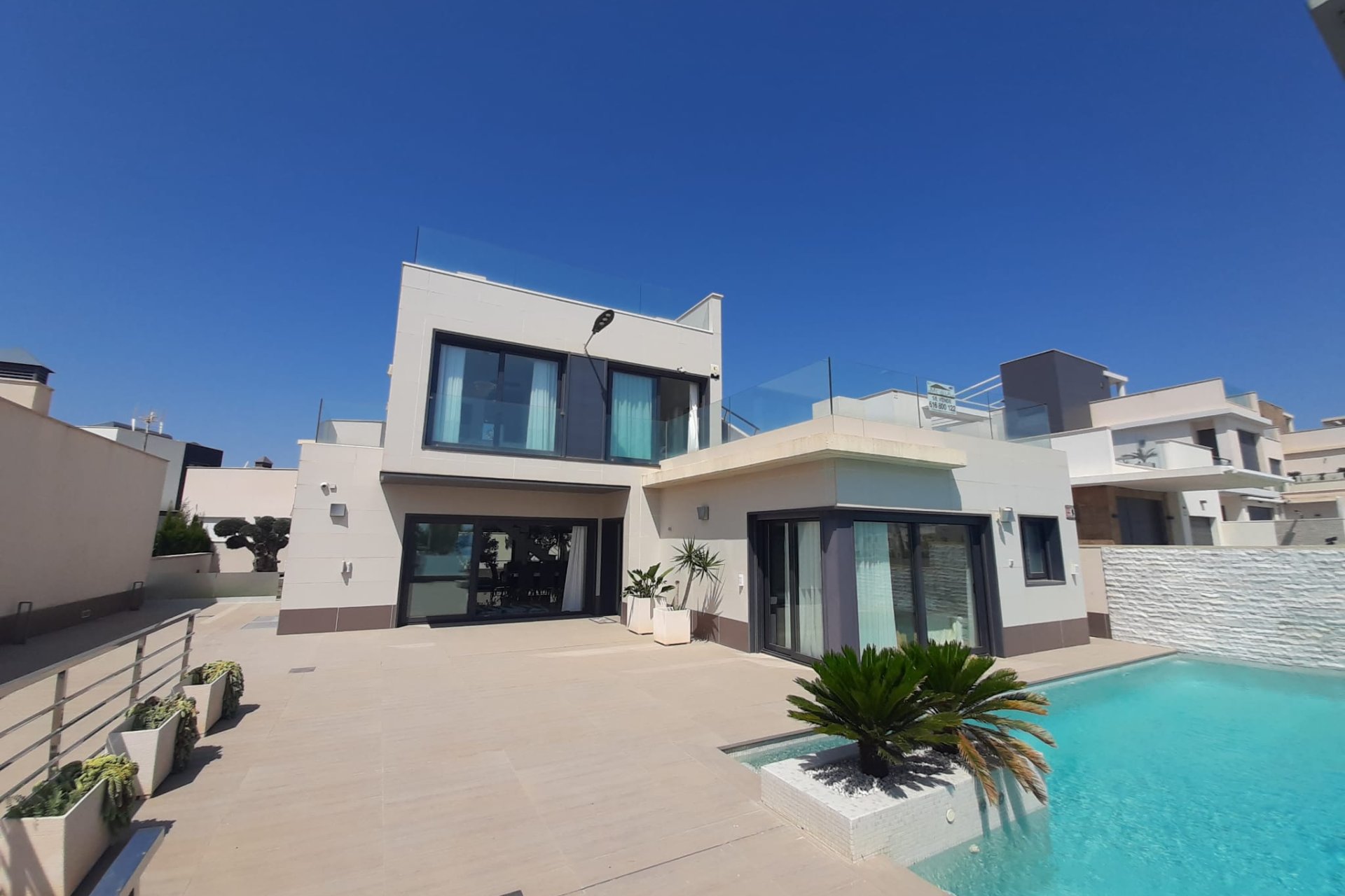 Wiederverkauf - Villa -
San Miguel de Salinas - Inland