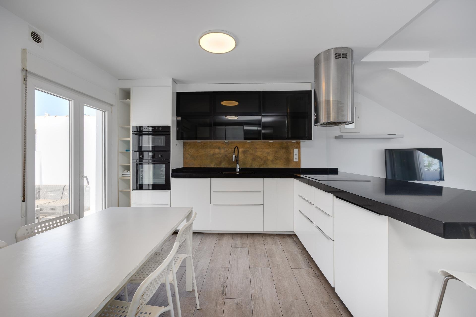 Wiederverkauf - Villa -
Torrevieja - Aguas Nuevas