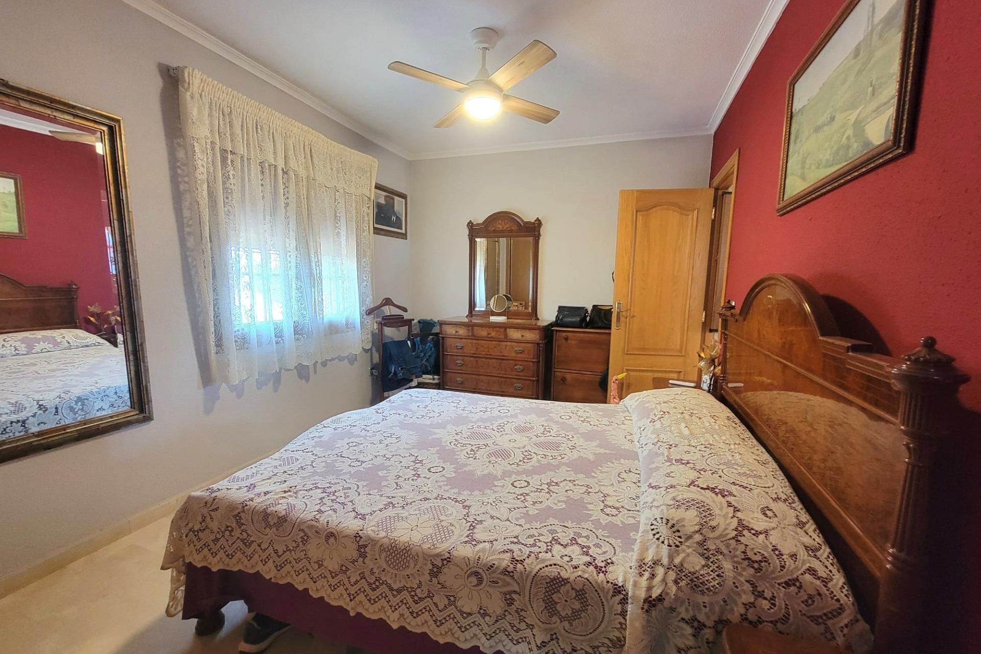 Wiederverkauf - Villa -
Torrevieja - Aguas Nuevas