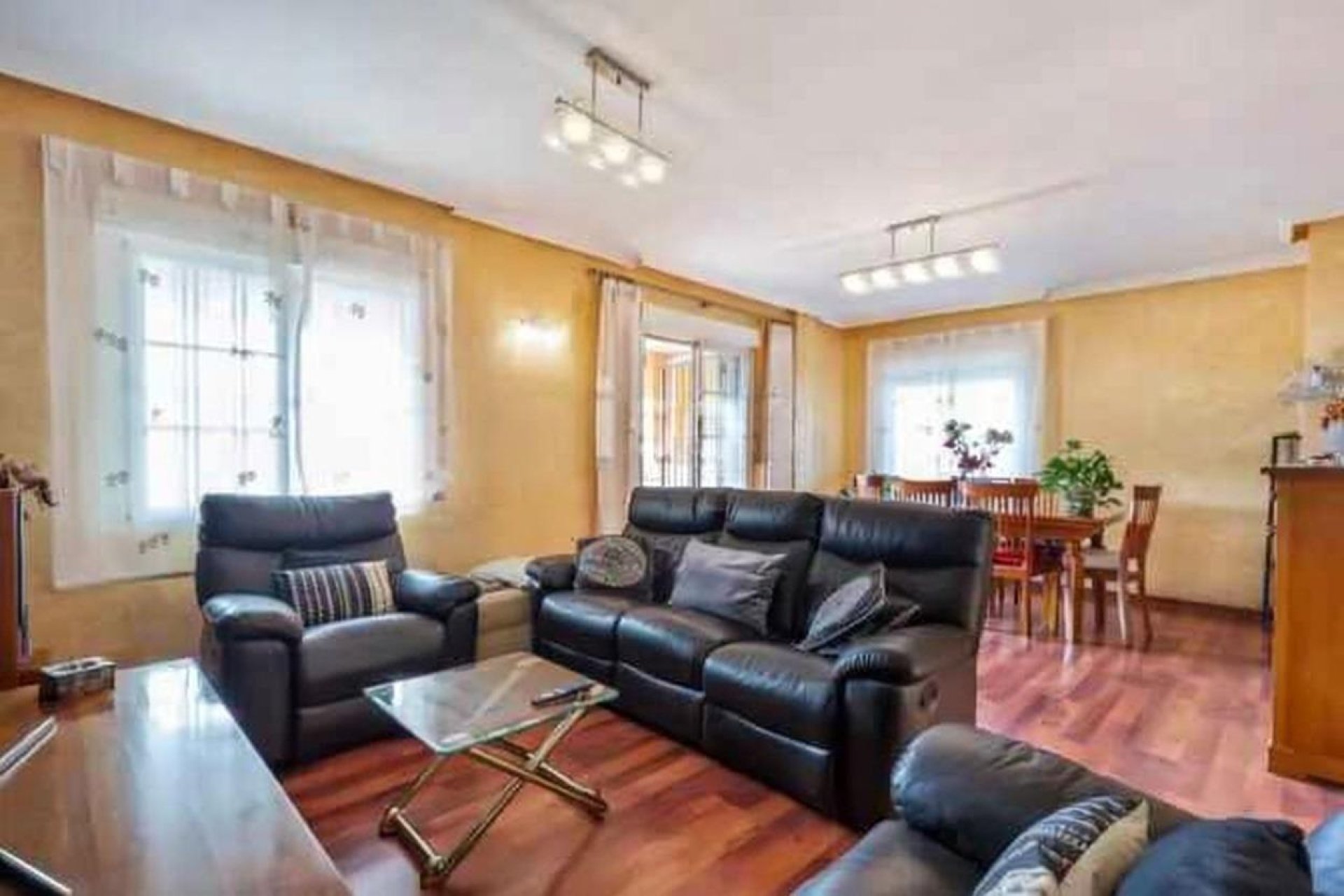 Wiederverkauf - Villa -
Torrevieja - Aguas Nuevas