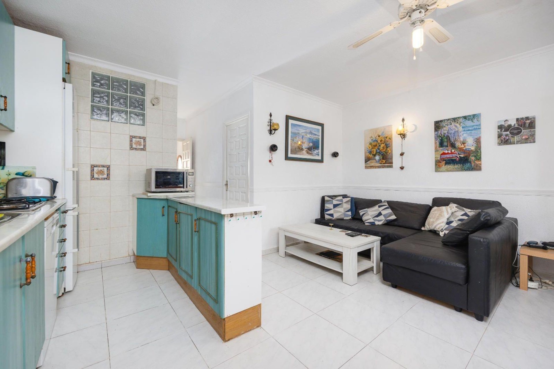 Wiederverkauf - Villa -
Torrevieja - Calas Blanca